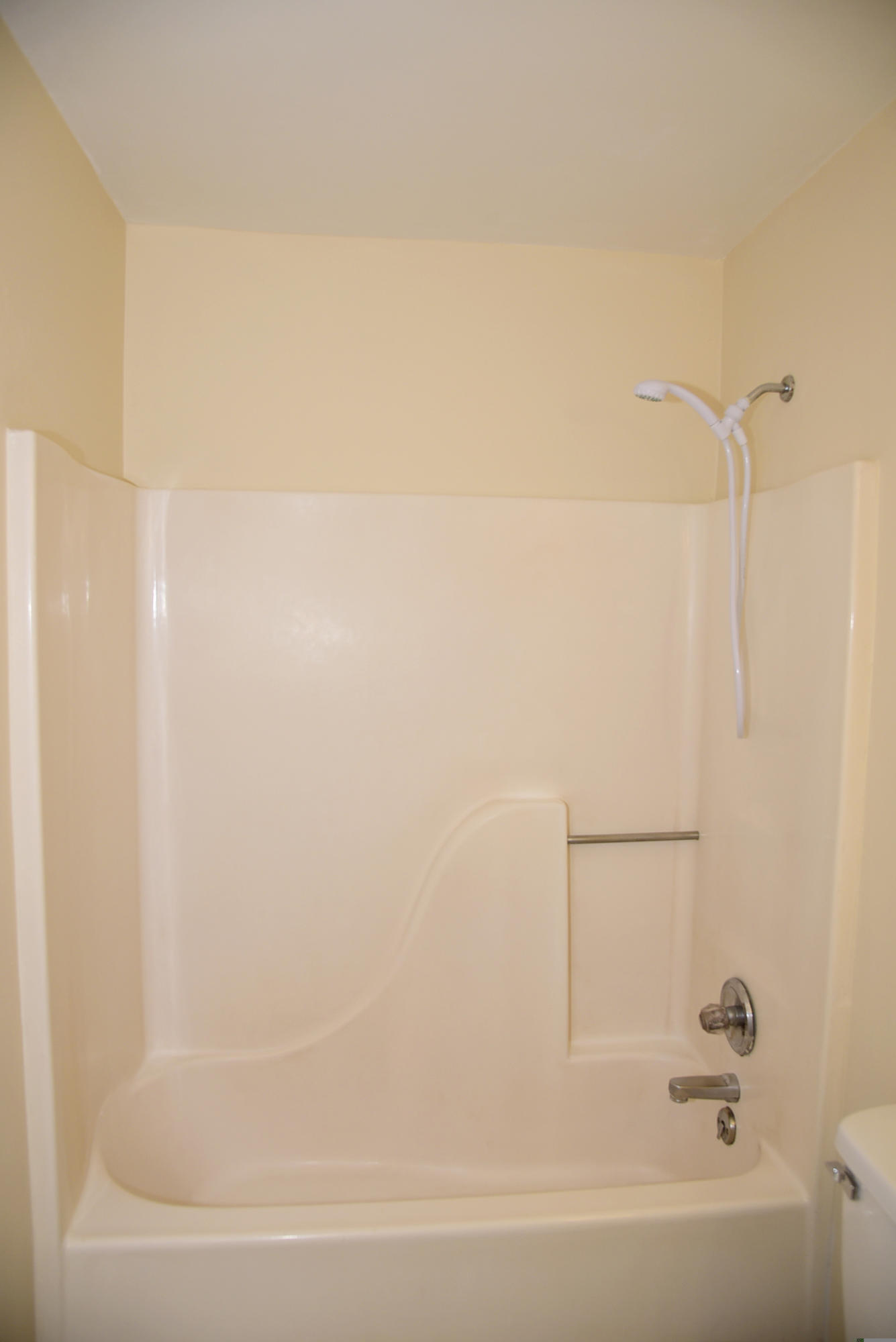 HELMS & ALLEN - Residential Lease