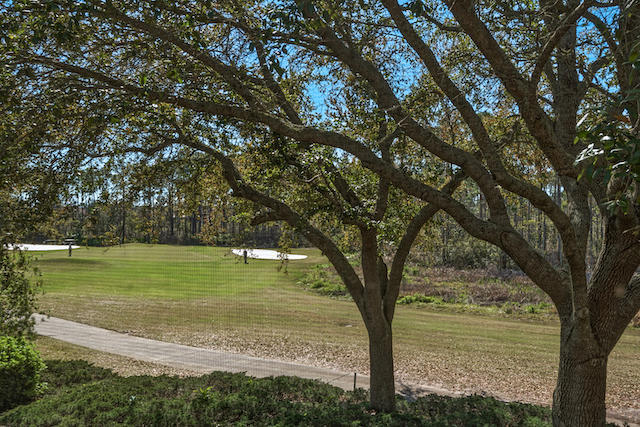 REGATTA BAY GOLF VILLAS - Residential