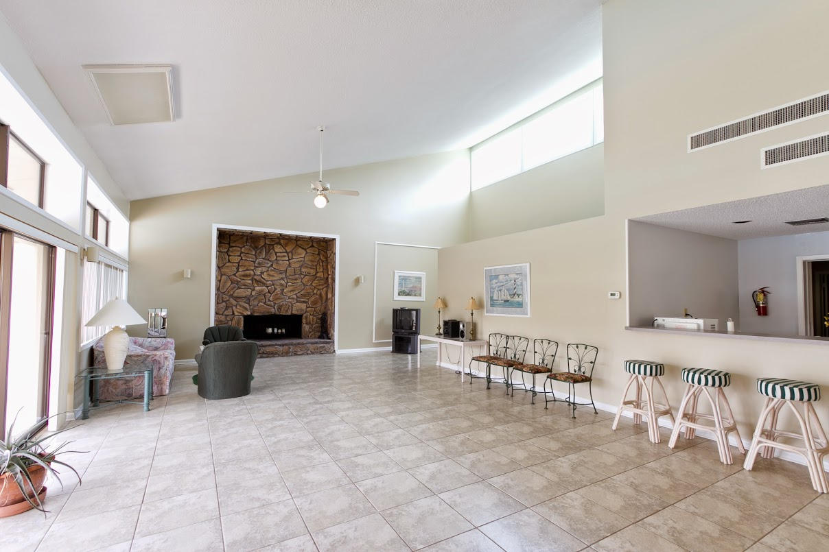 SHORELINE GARDENS T/H - Residential