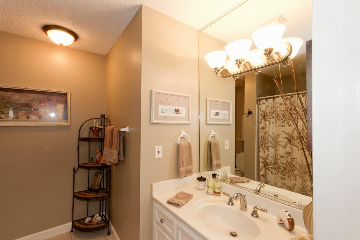 SHORELINE GARDENS T/H - Residential