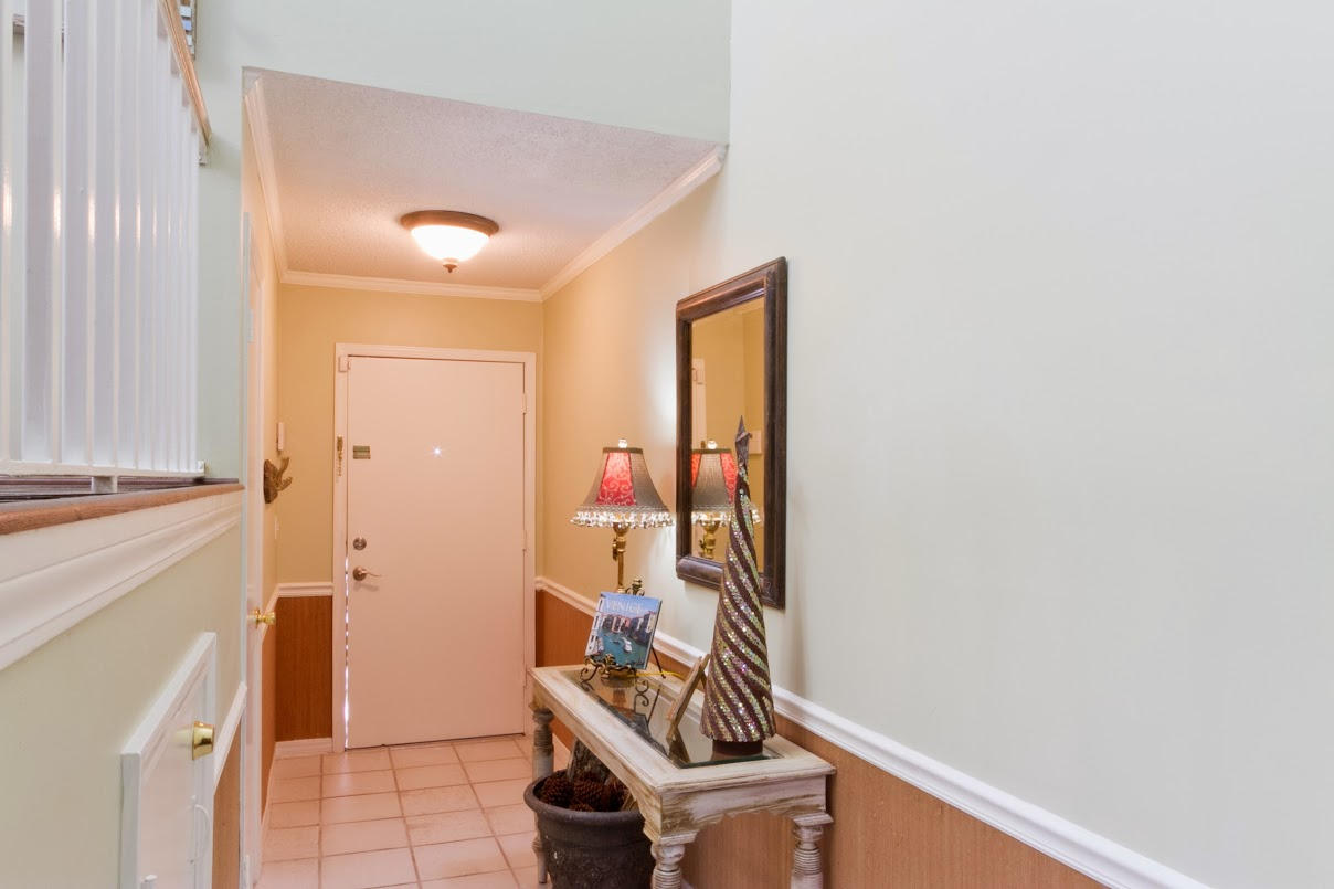 SHORELINE GARDENS T/H - Residential