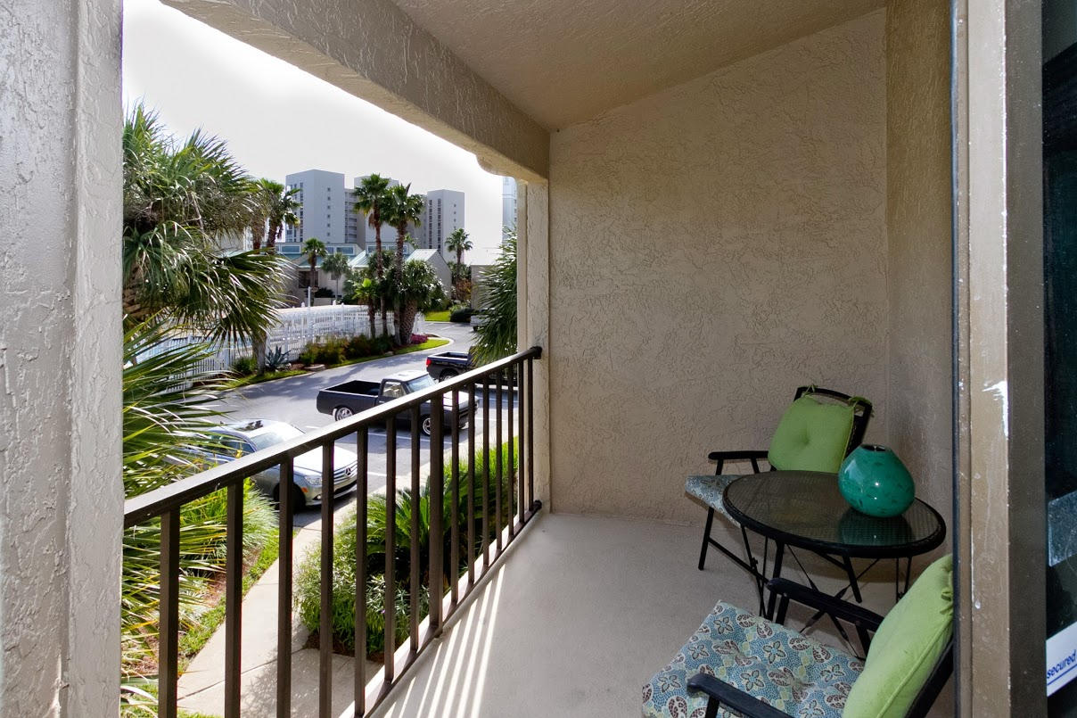 SHORELINE GARDENS T/H - Residential