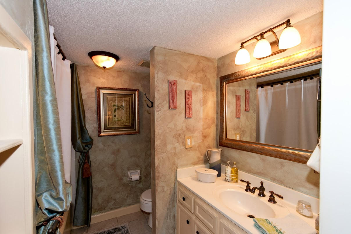 SHORELINE GARDENS T/H - Residential