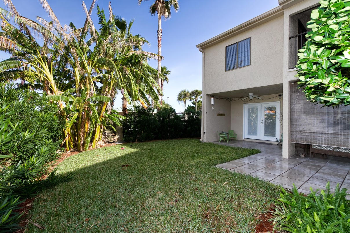 SHORELINE GARDENS T/H - Residential