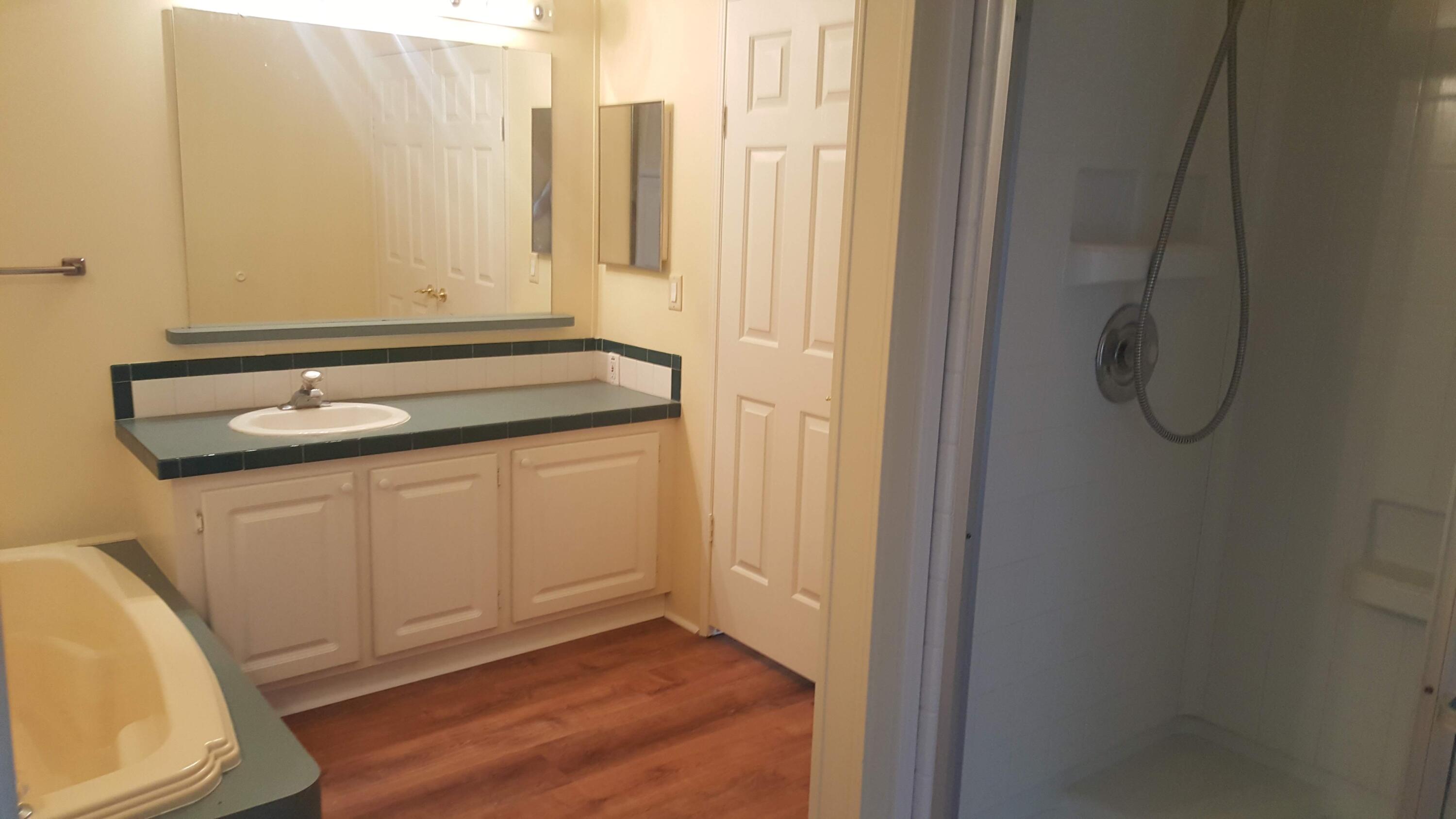 VILLA TASSO TOWN OF - Residential