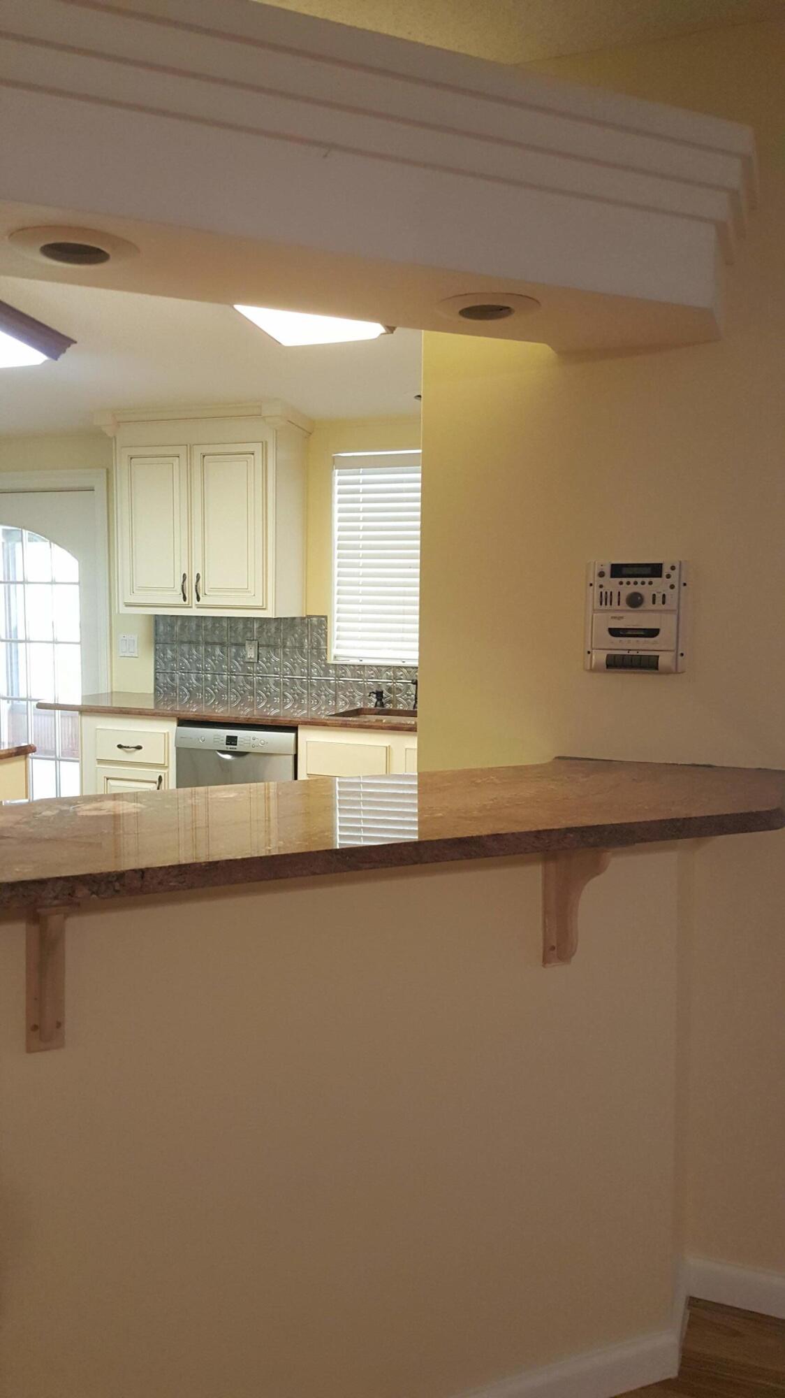 VILLA TASSO TOWN OF - Residential