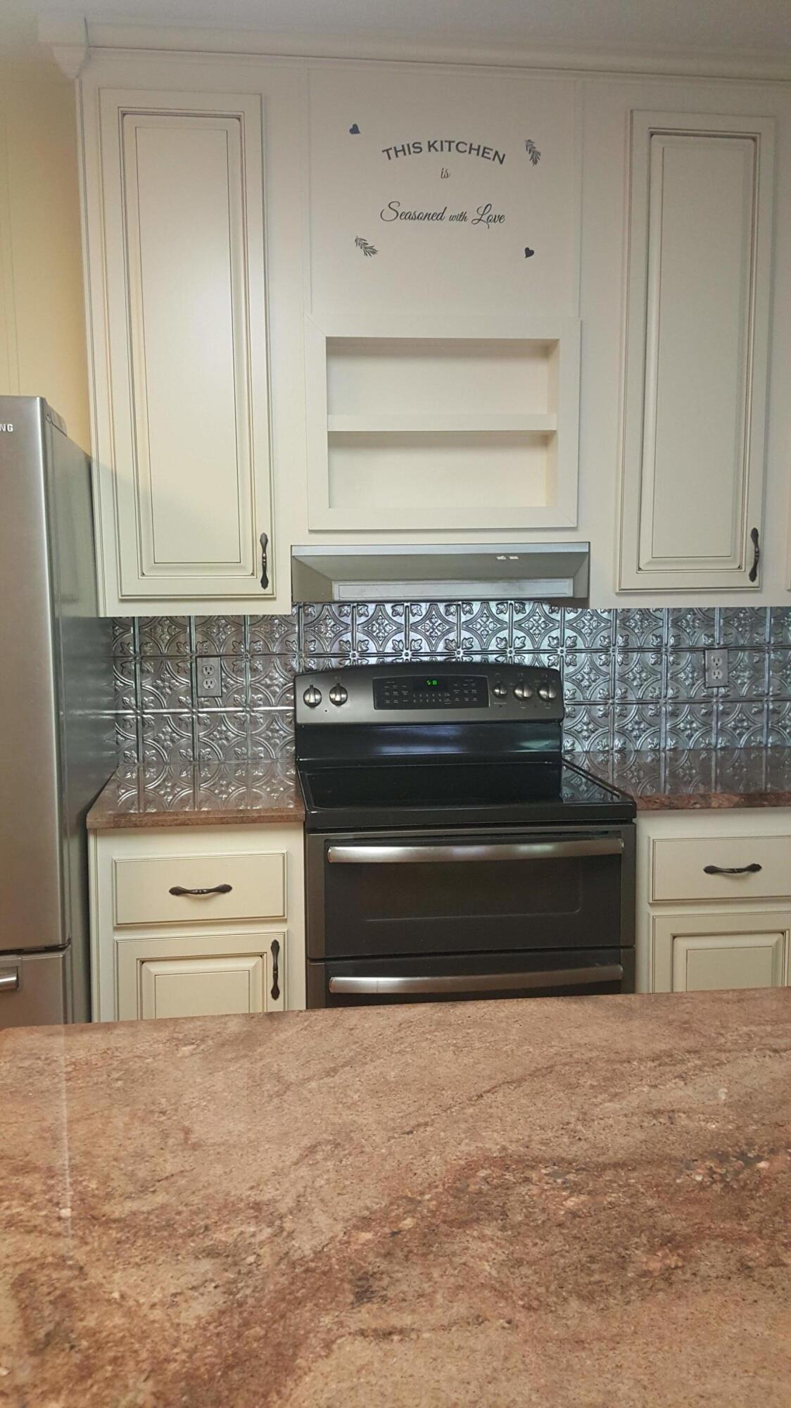 VILLA TASSO TOWN OF - Residential