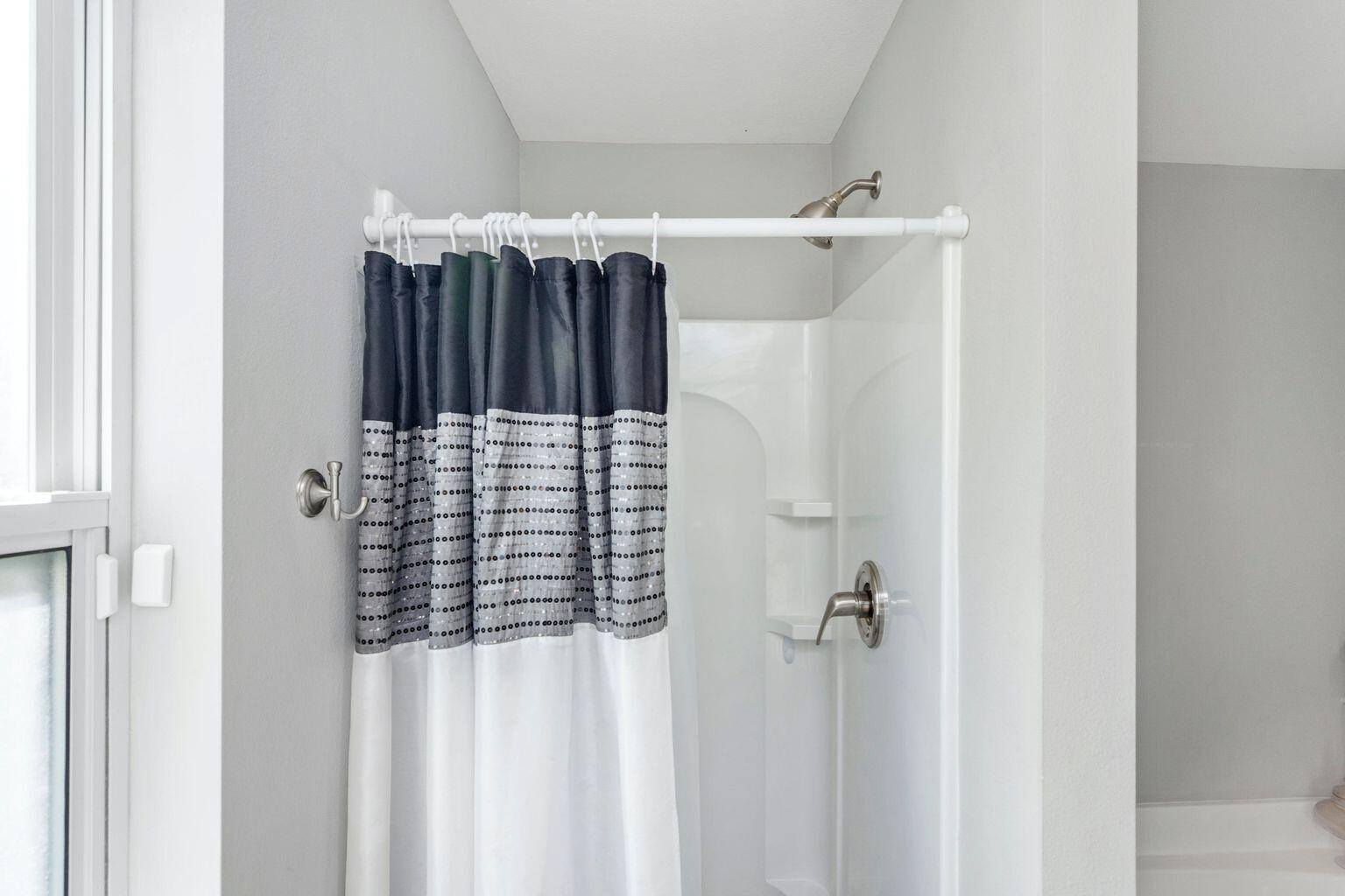 HUNTERS RUN S/D - Residential Lease