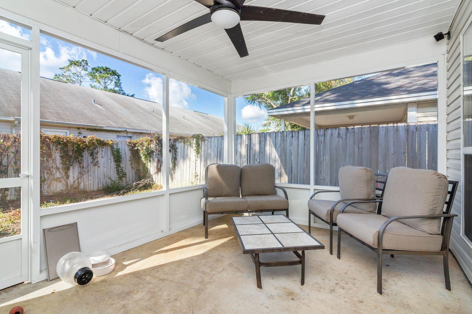 HUNTERS RUN S/D - Residential Lease