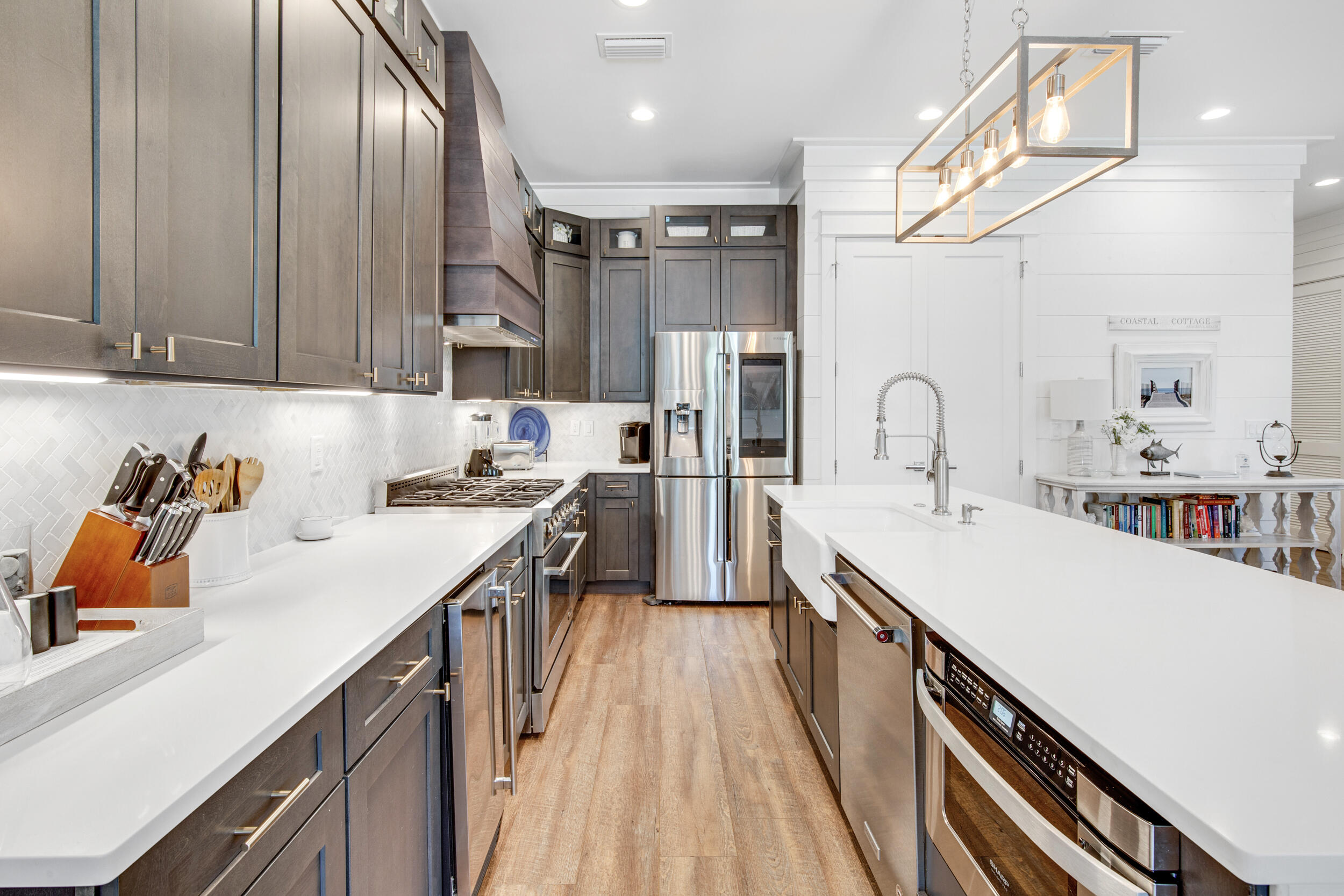 EASTERN LAKE S/D - Residential