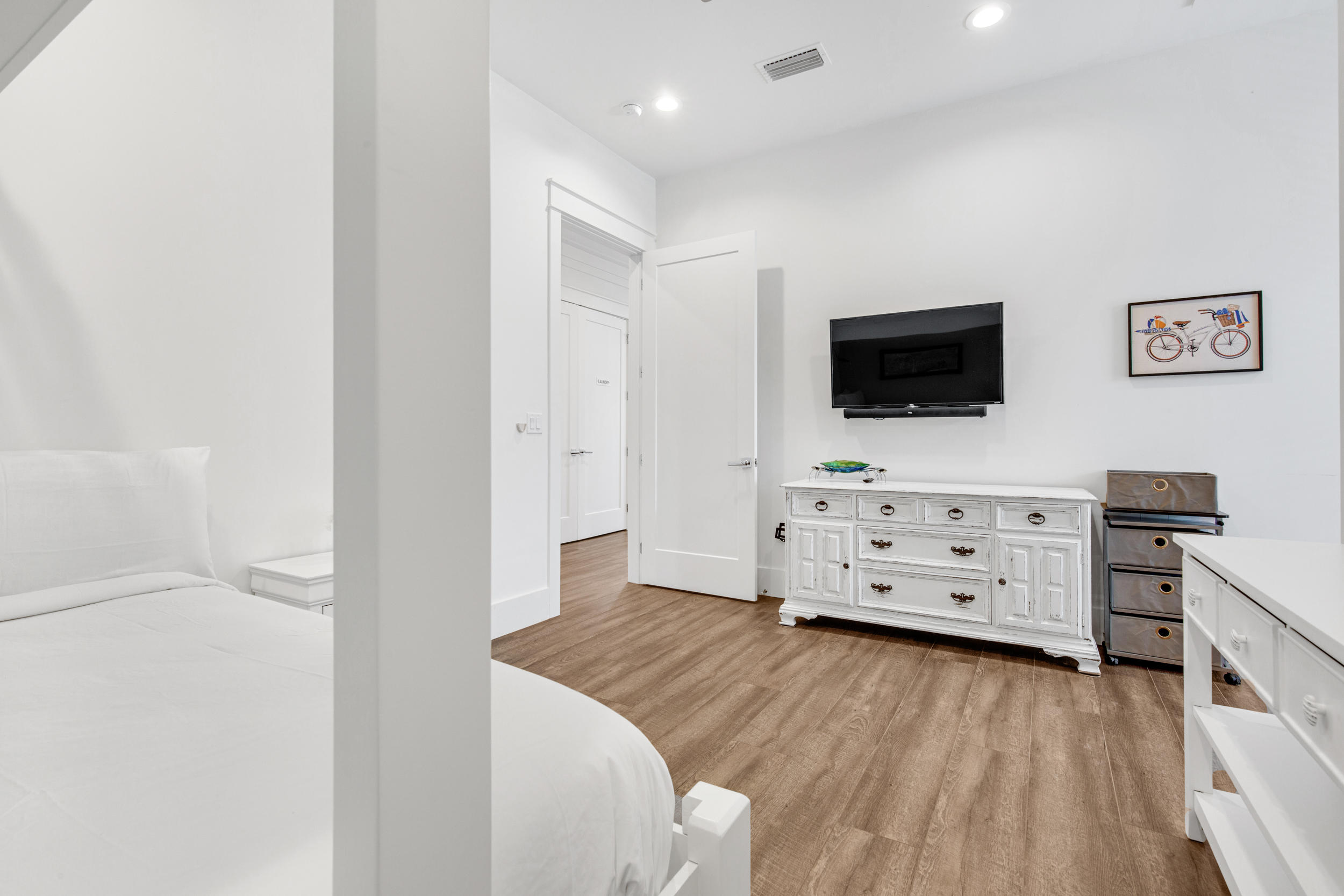 EASTERN LAKE S/D - Residential