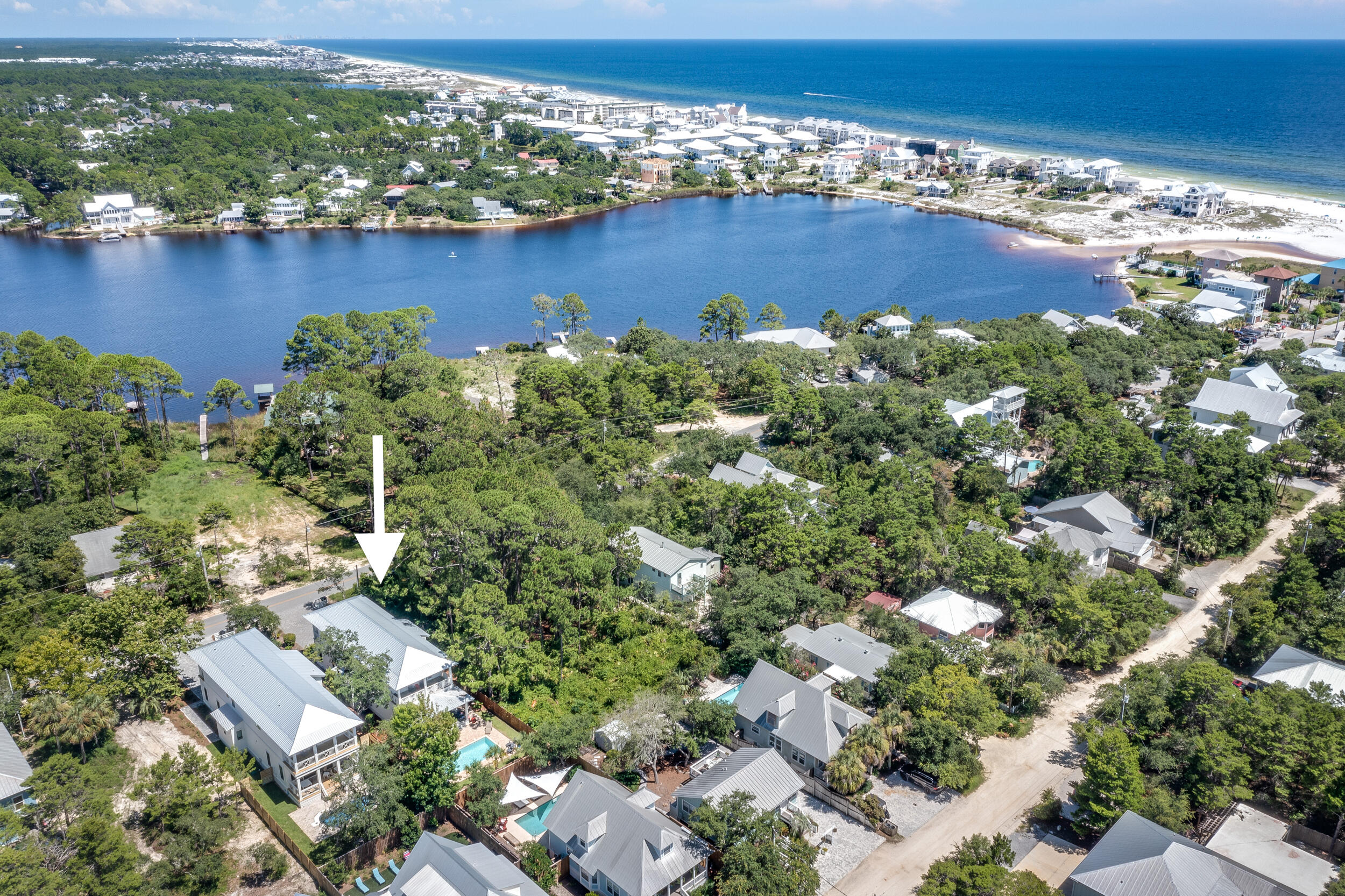 EASTERN LAKE S/D - Residential
