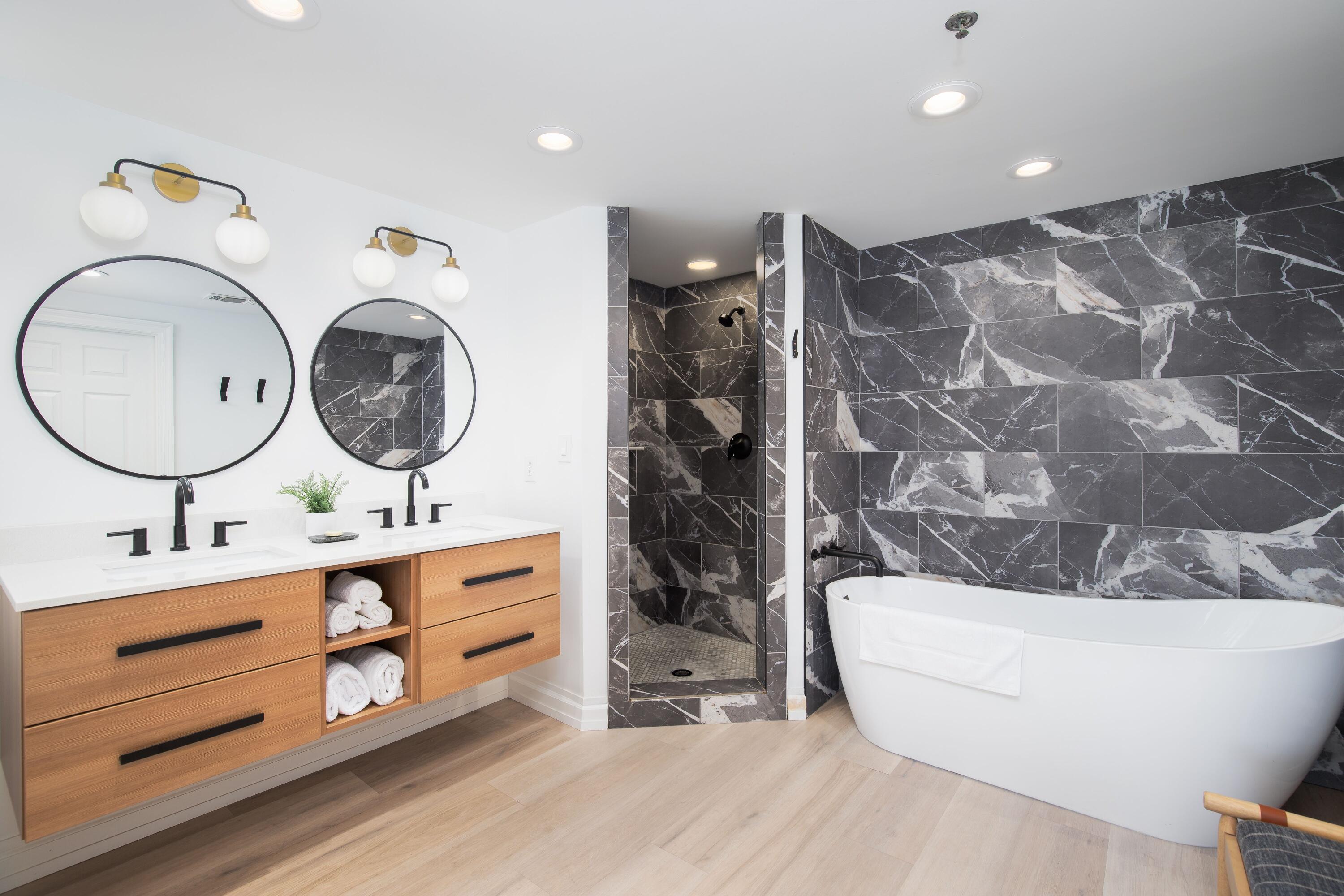 STERLING SHORES - Residential