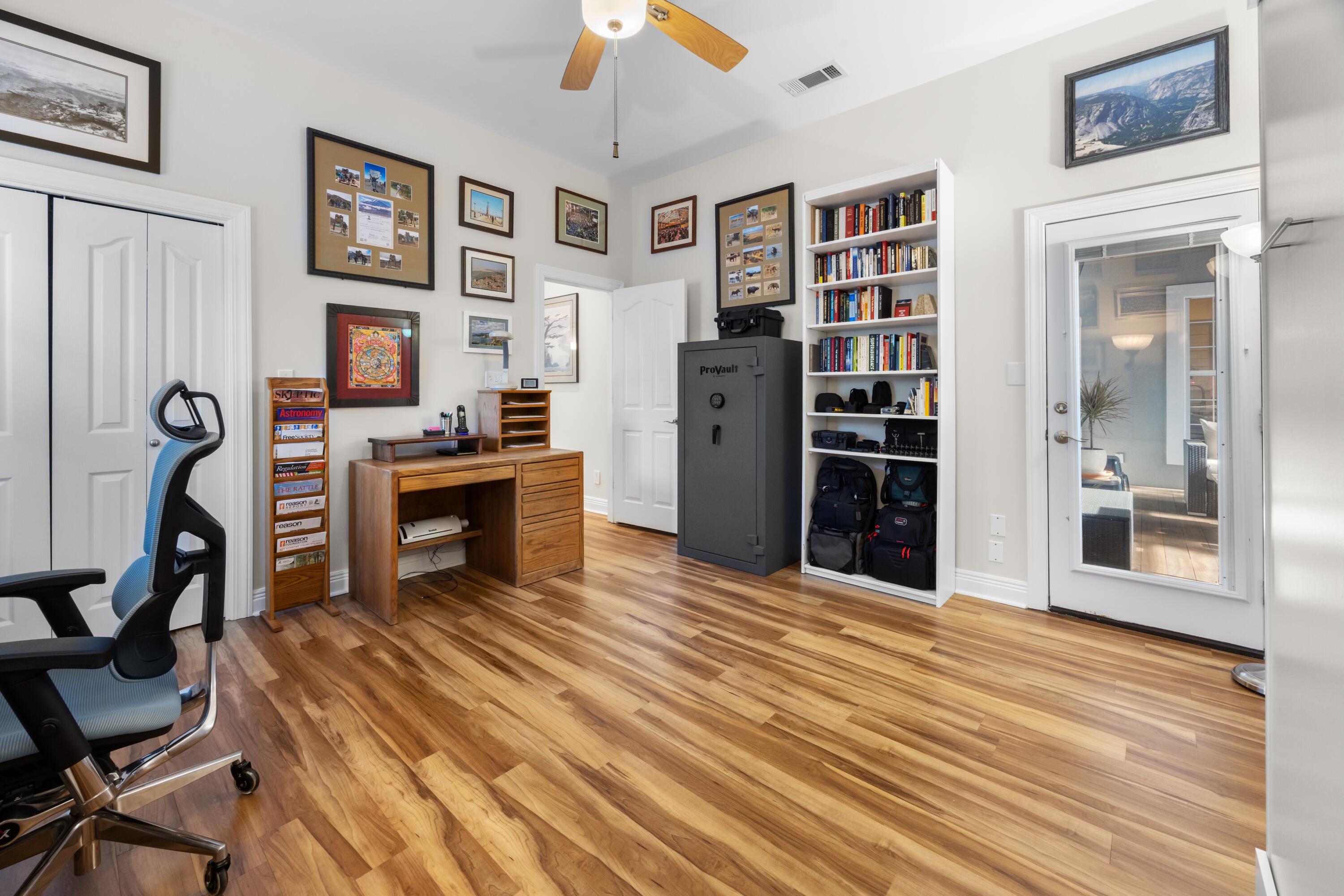 RAVEN OAKS TROON - Residential