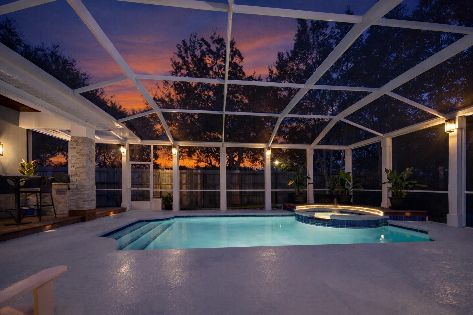 RAVEN OAKS TROON - Residential