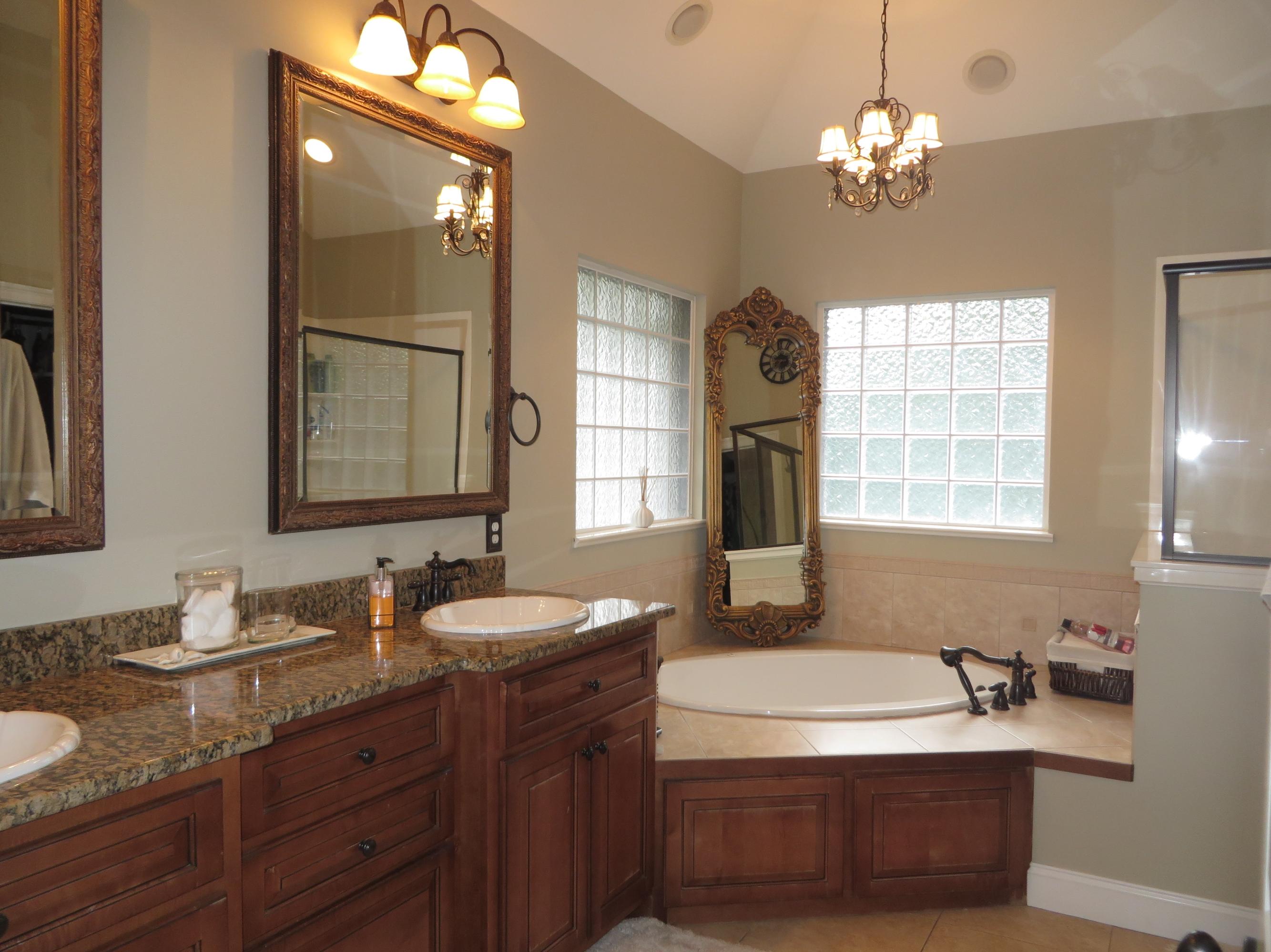 SWIFT CREEK PH V - Residential