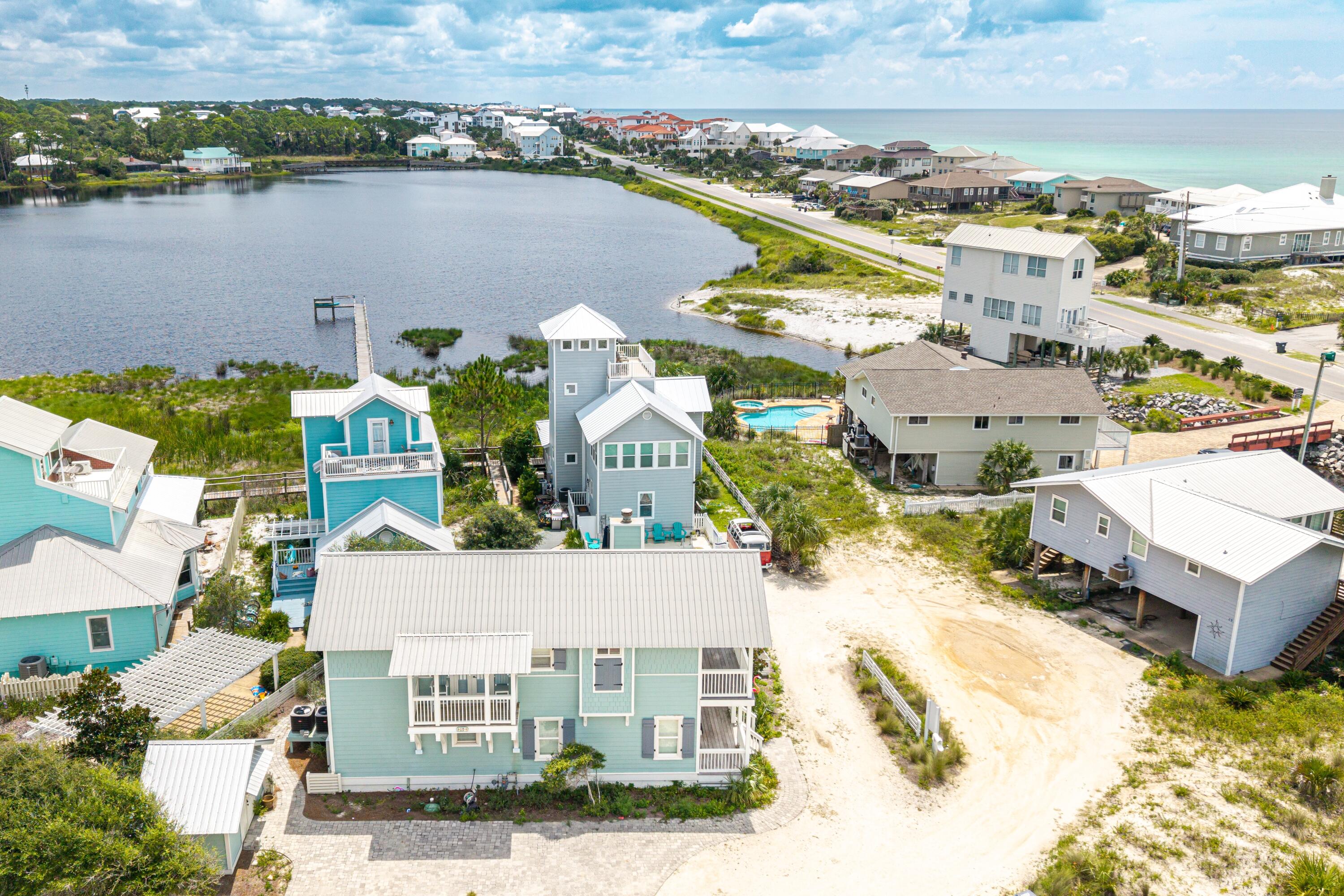 OYSTER LAKE - Residential