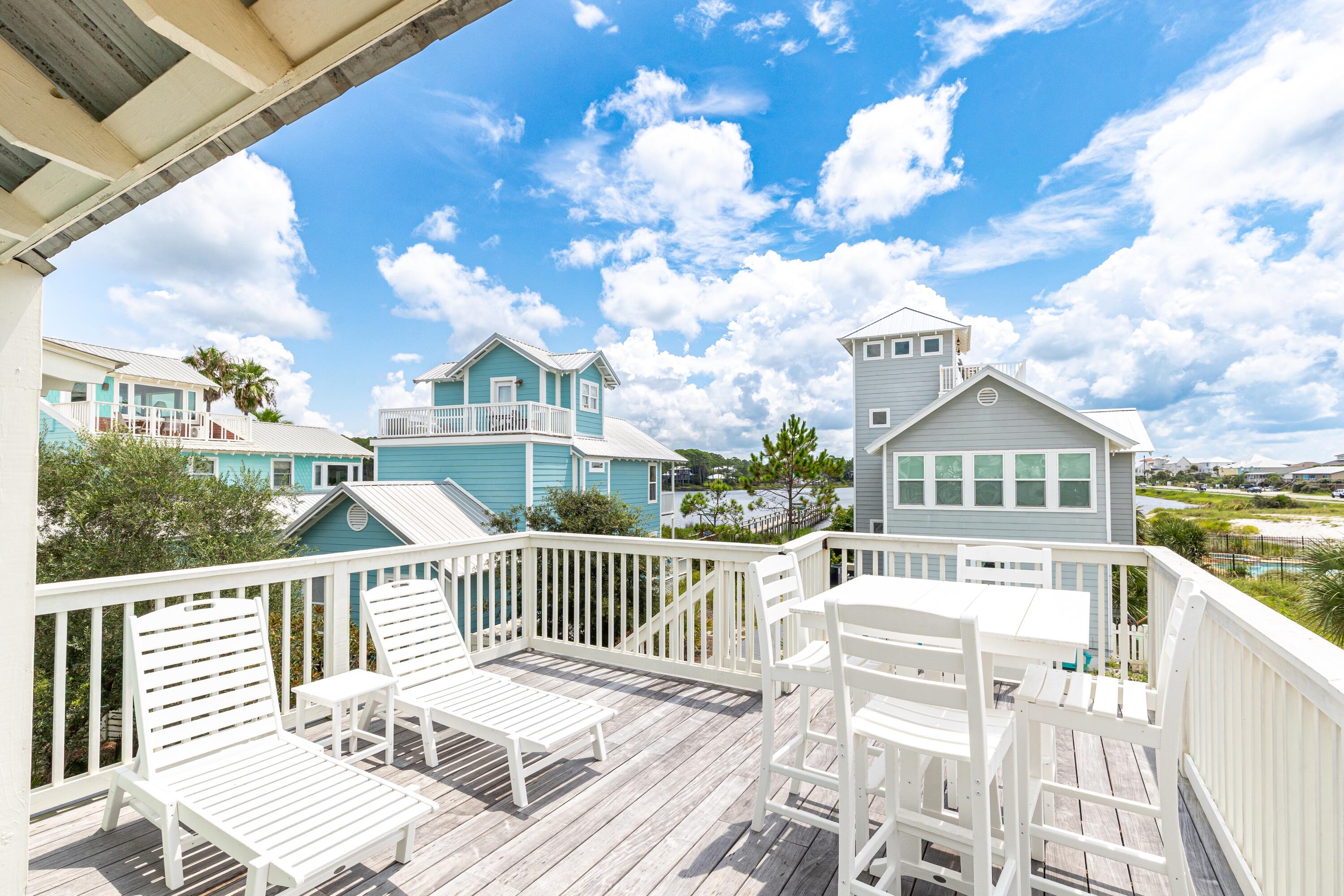 OYSTER LAKE - Residential