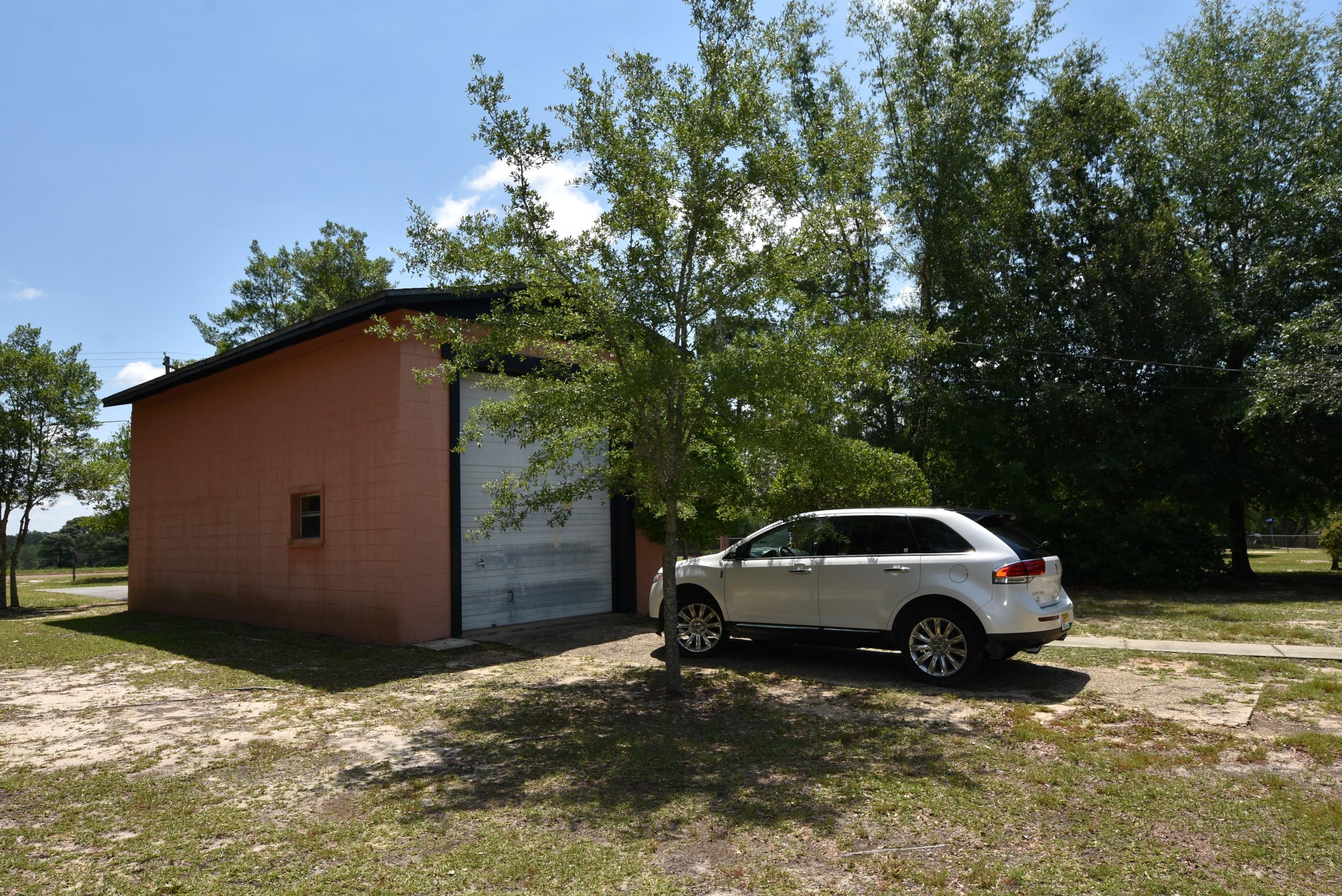 Oakcrest Farms and Groves - Residential