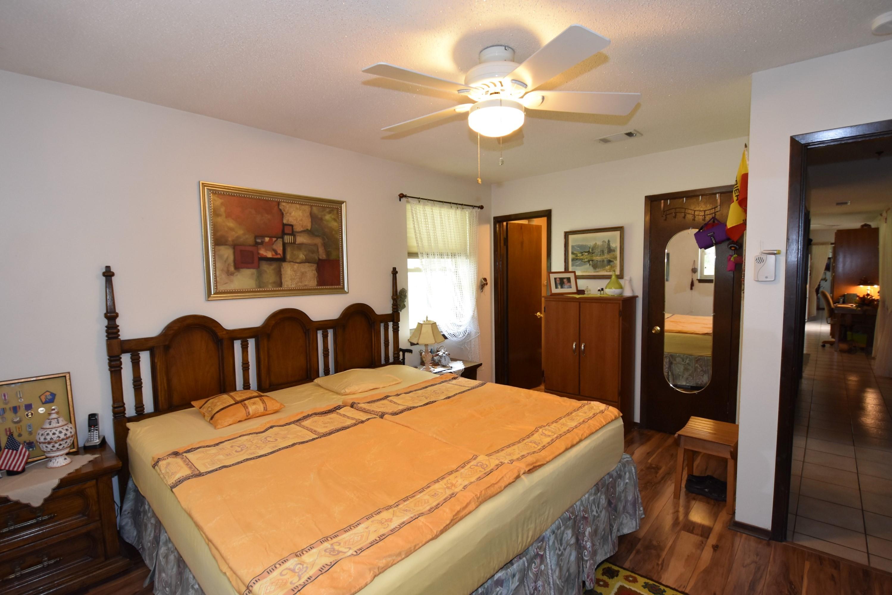 Oakcrest Farms and Groves - Residential