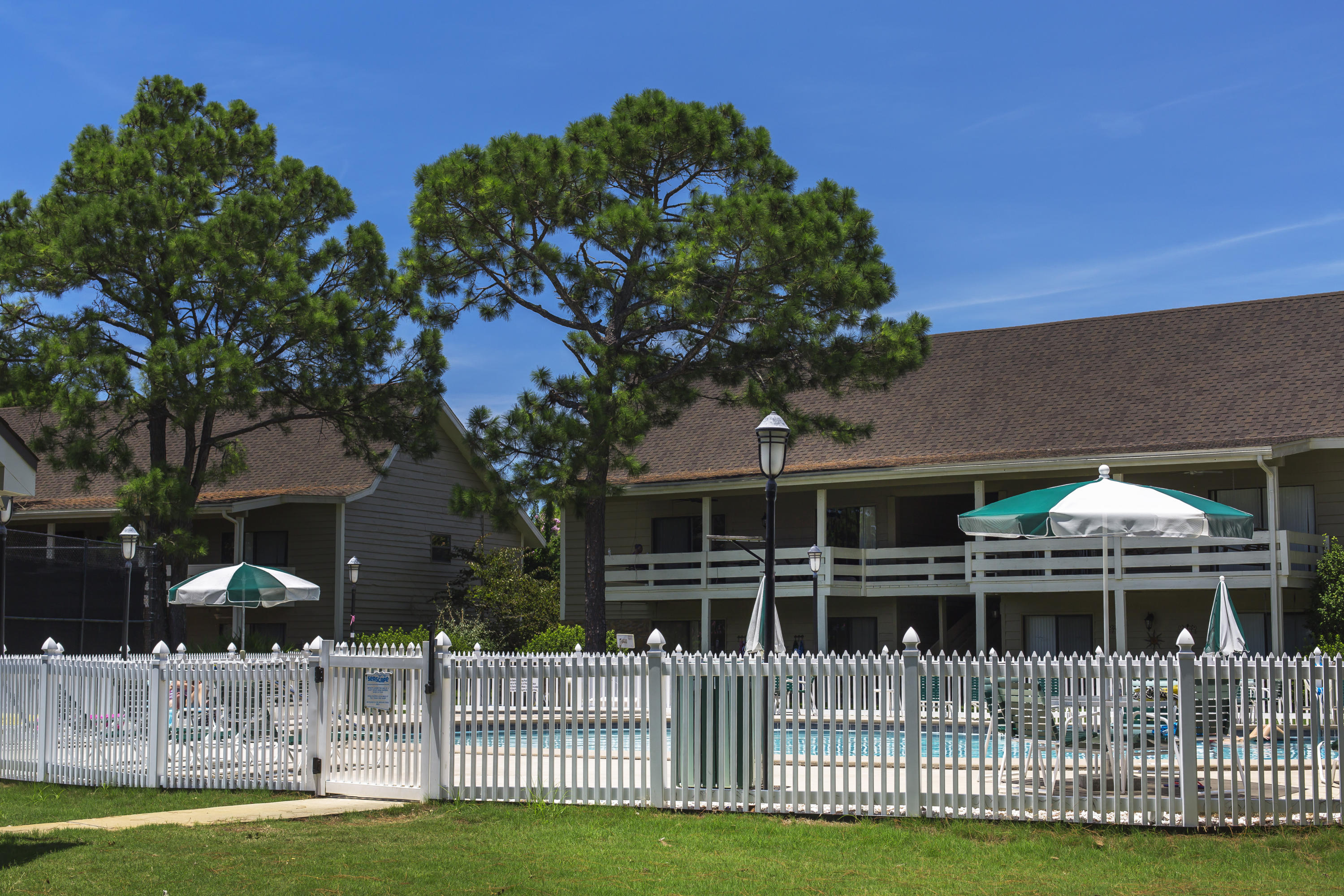 SEASCAPE CONDO GARDEN VILLA - Residential