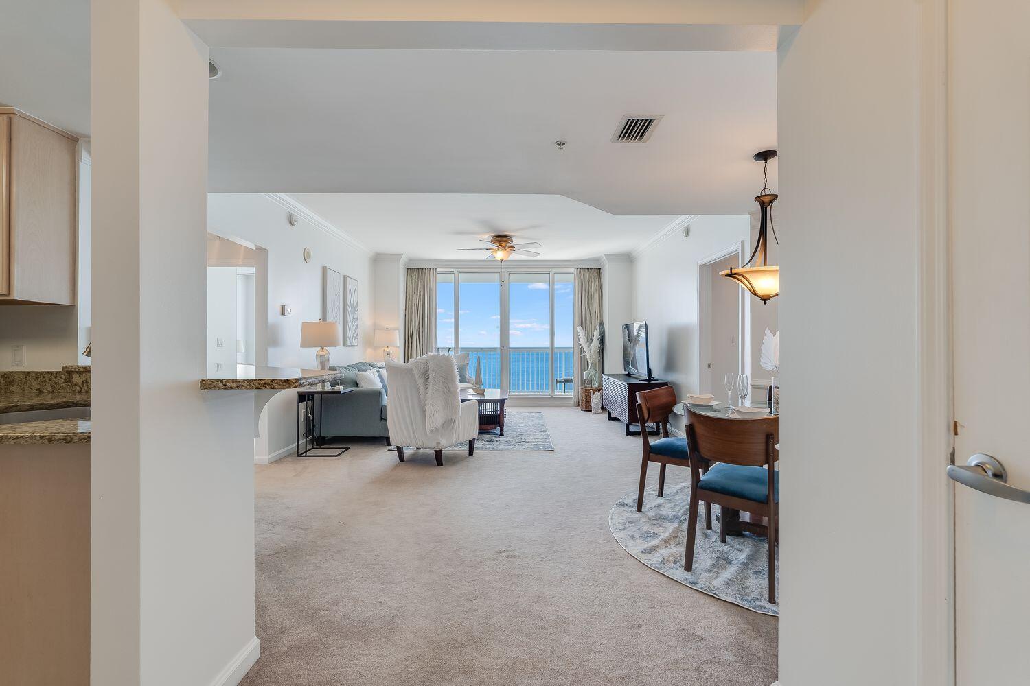 SILVER BEACH TOWERS - Residential