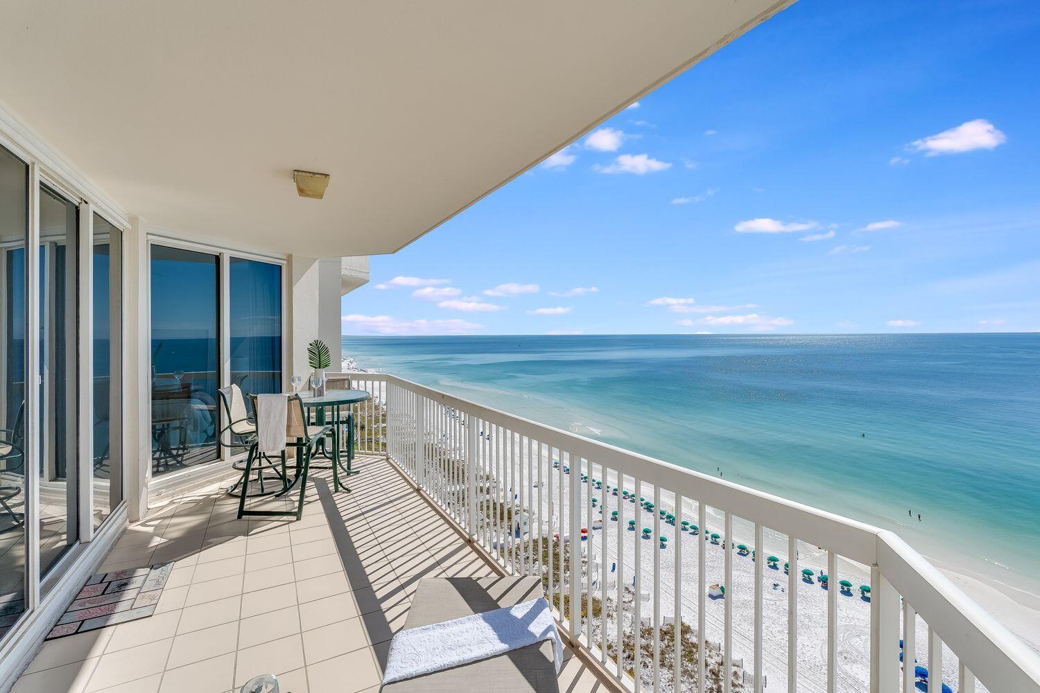 SILVER BEACH TOWERS - Residential