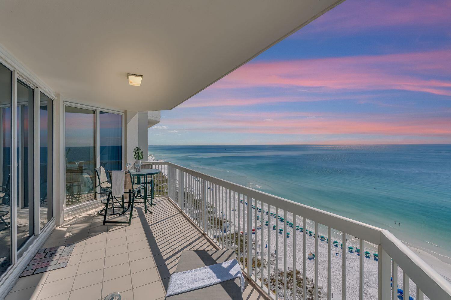 SILVER BEACH TOWERS - Residential