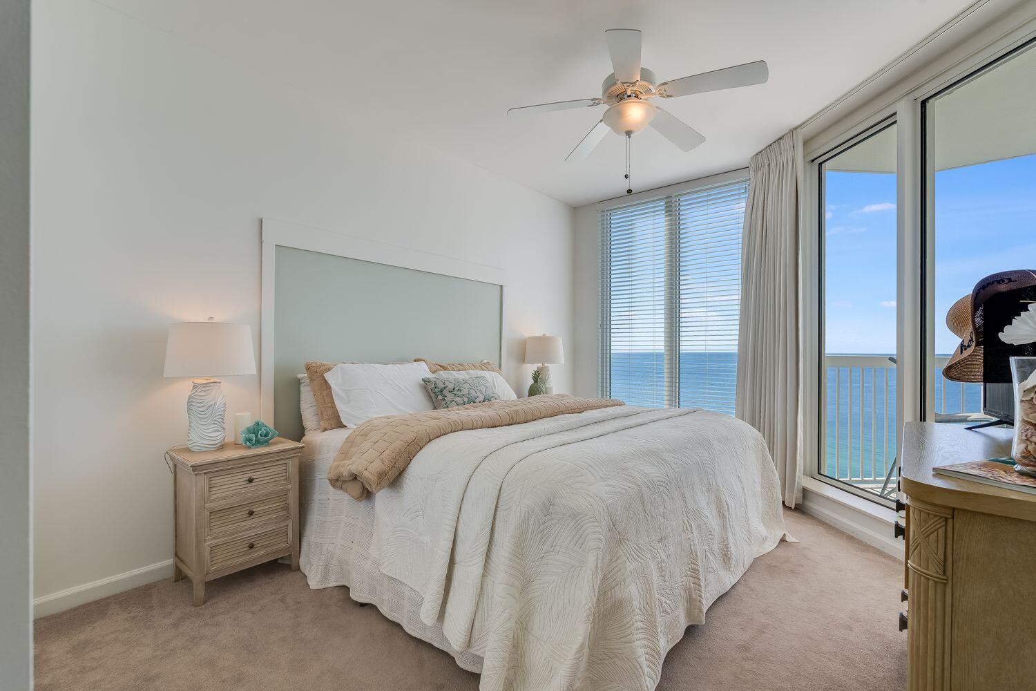 SILVER BEACH TOWERS - Residential