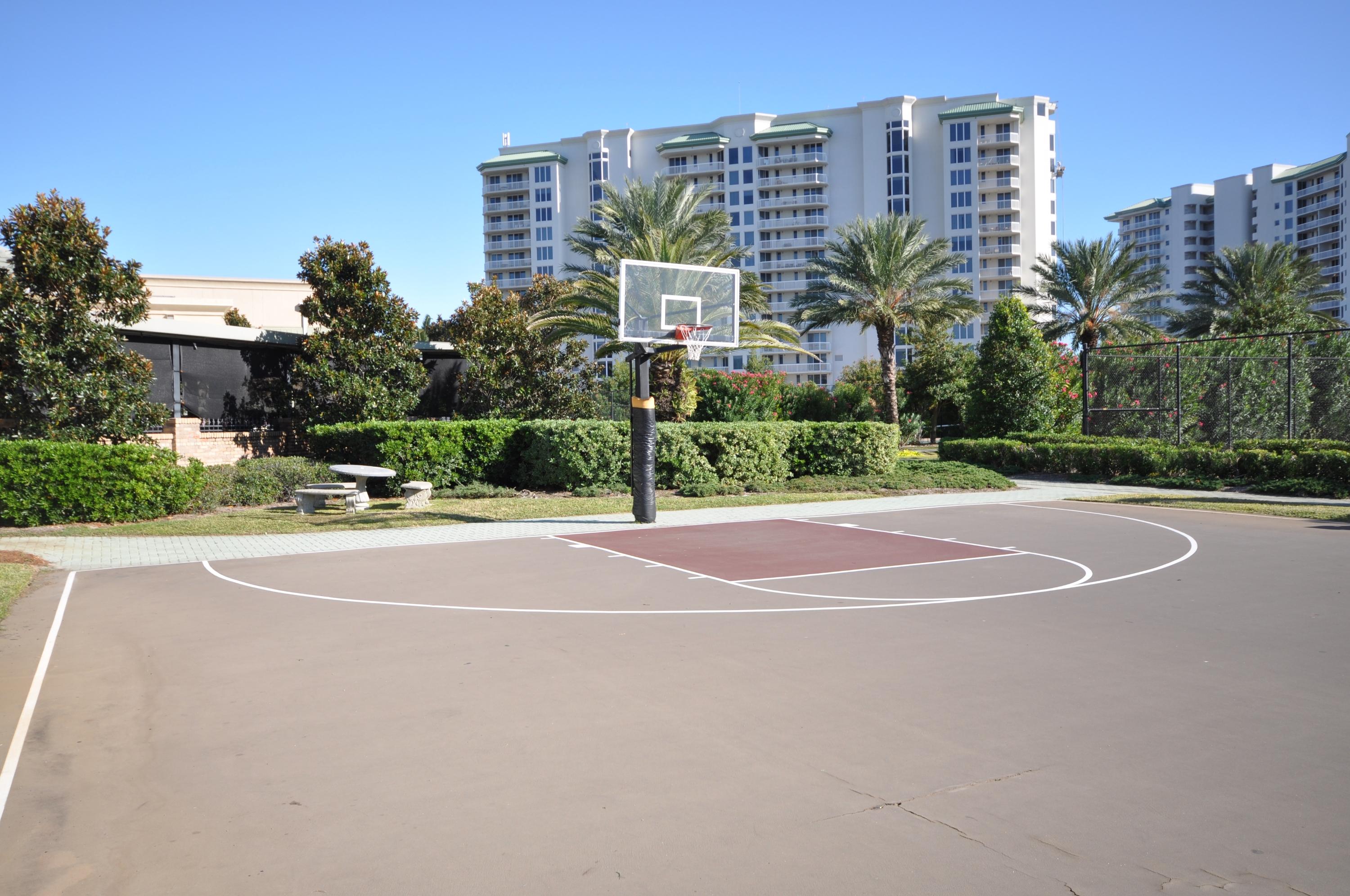 SILVER SHELLS BEACH RESORT - Residential Lease