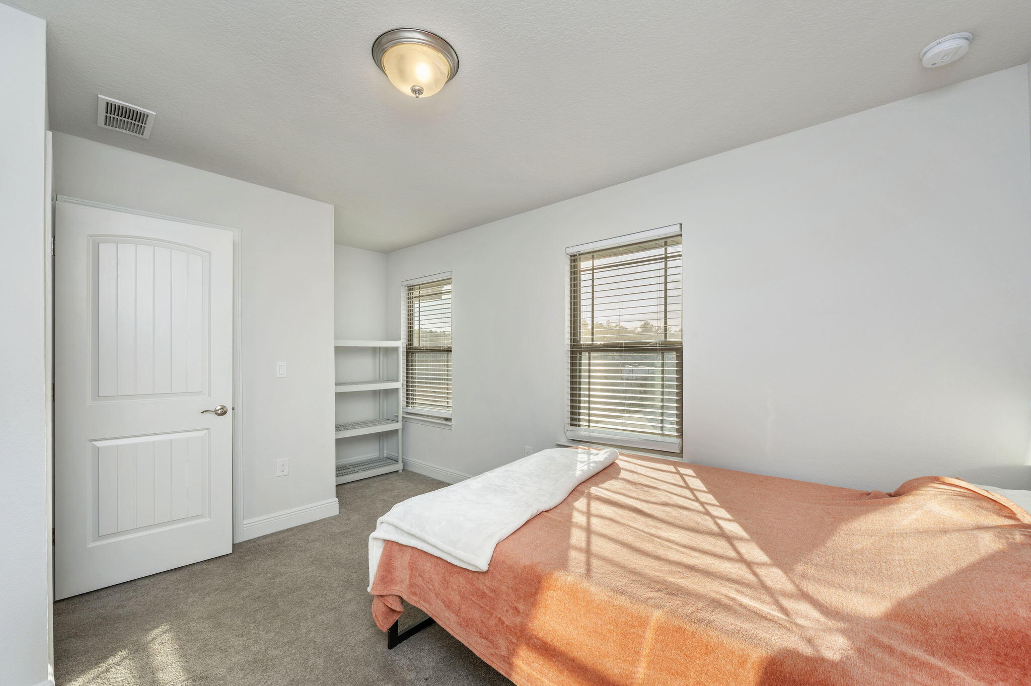 HIDDEN VALLEY - Residential