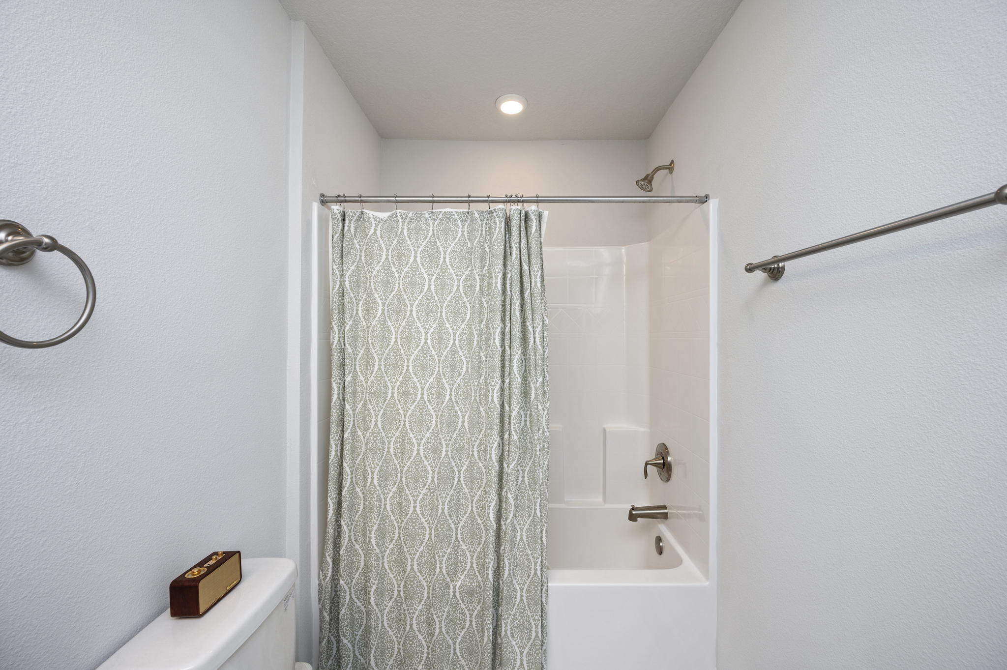 HIDDEN VALLEY - Residential