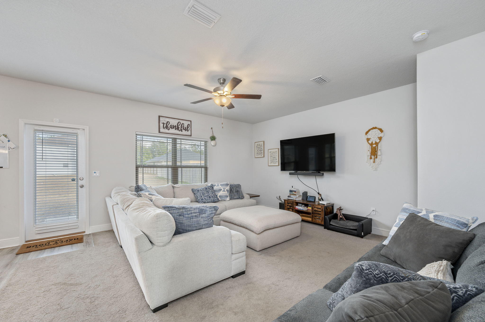 HIDDEN VALLEY - Residential