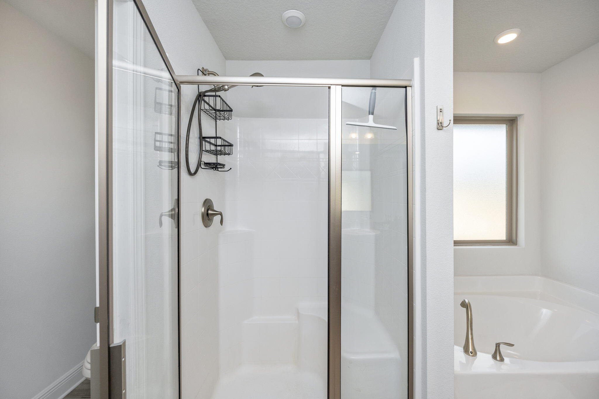 HIDDEN VALLEY - Residential