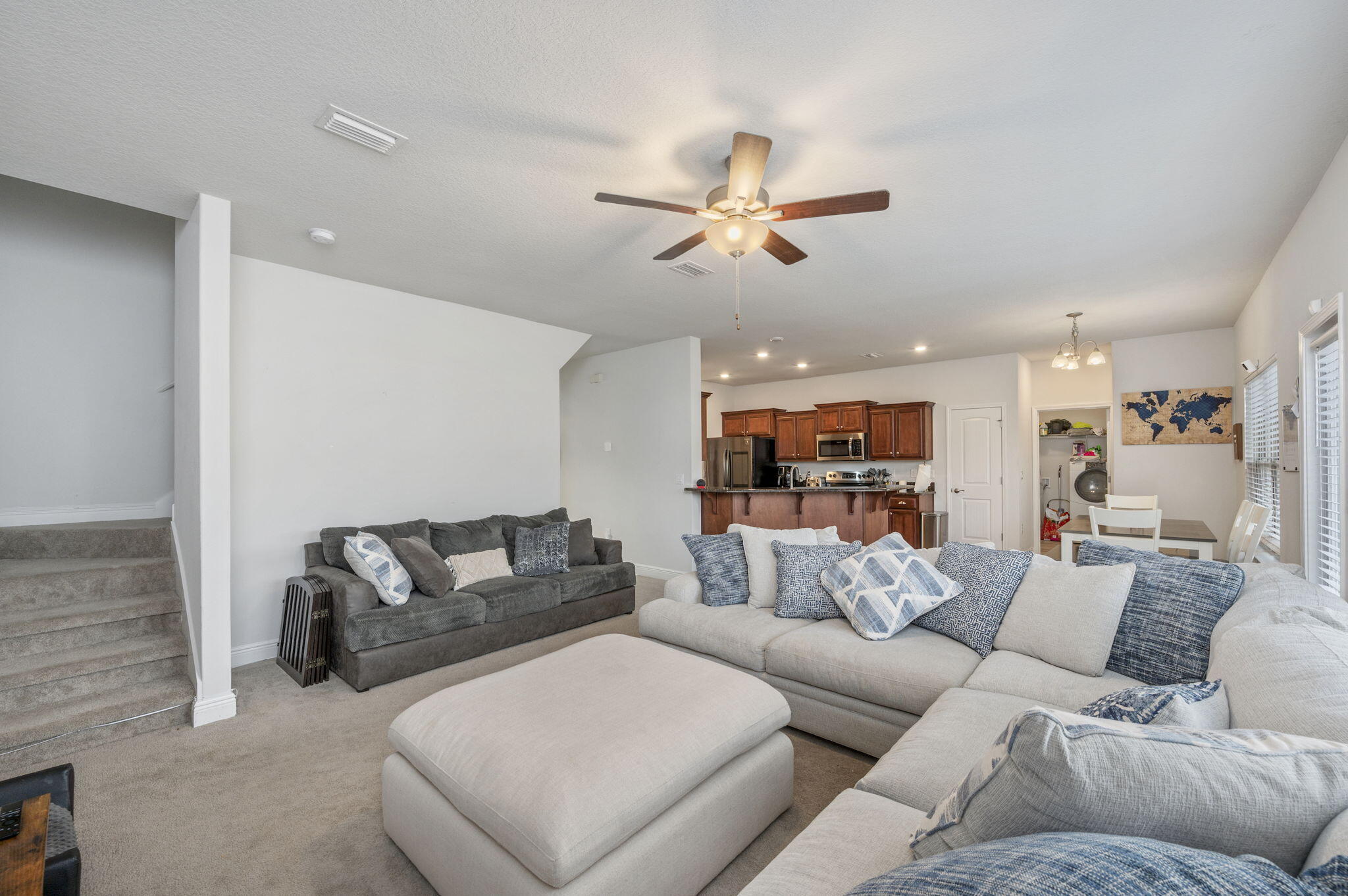 HIDDEN VALLEY - Residential