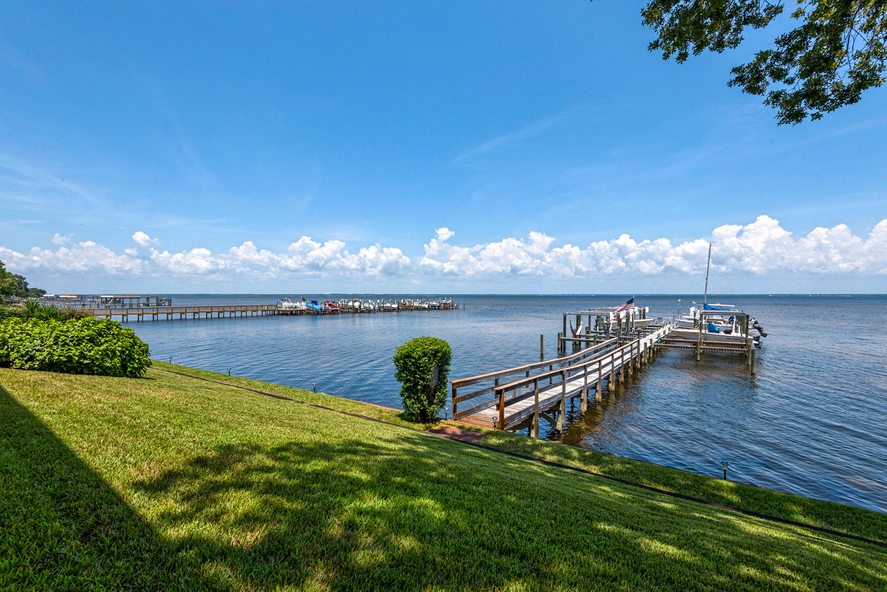 OAK HARBOUR CONDO - Residential