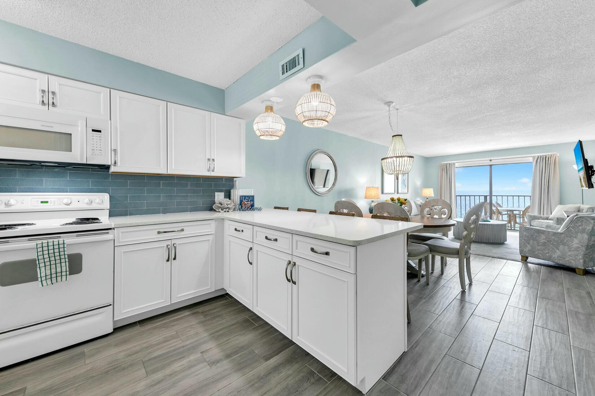 REGENCY TOWERS CONDO - Residential
