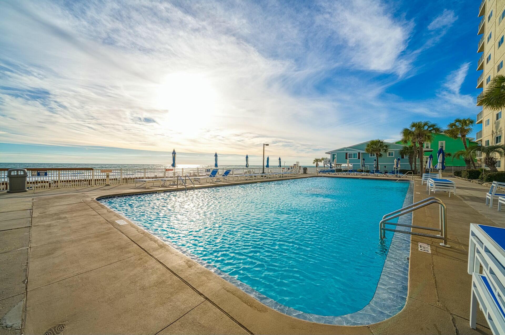 REGENCY TOWERS CONDO - Residential