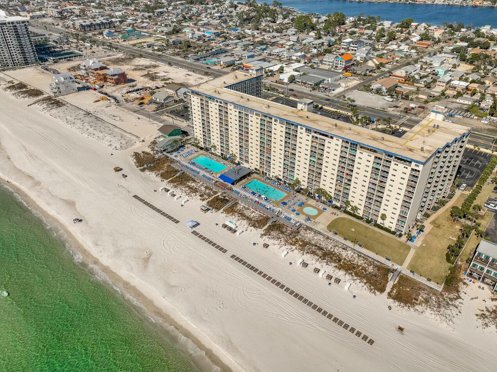 REGENCY TOWERS CONDO - Residential