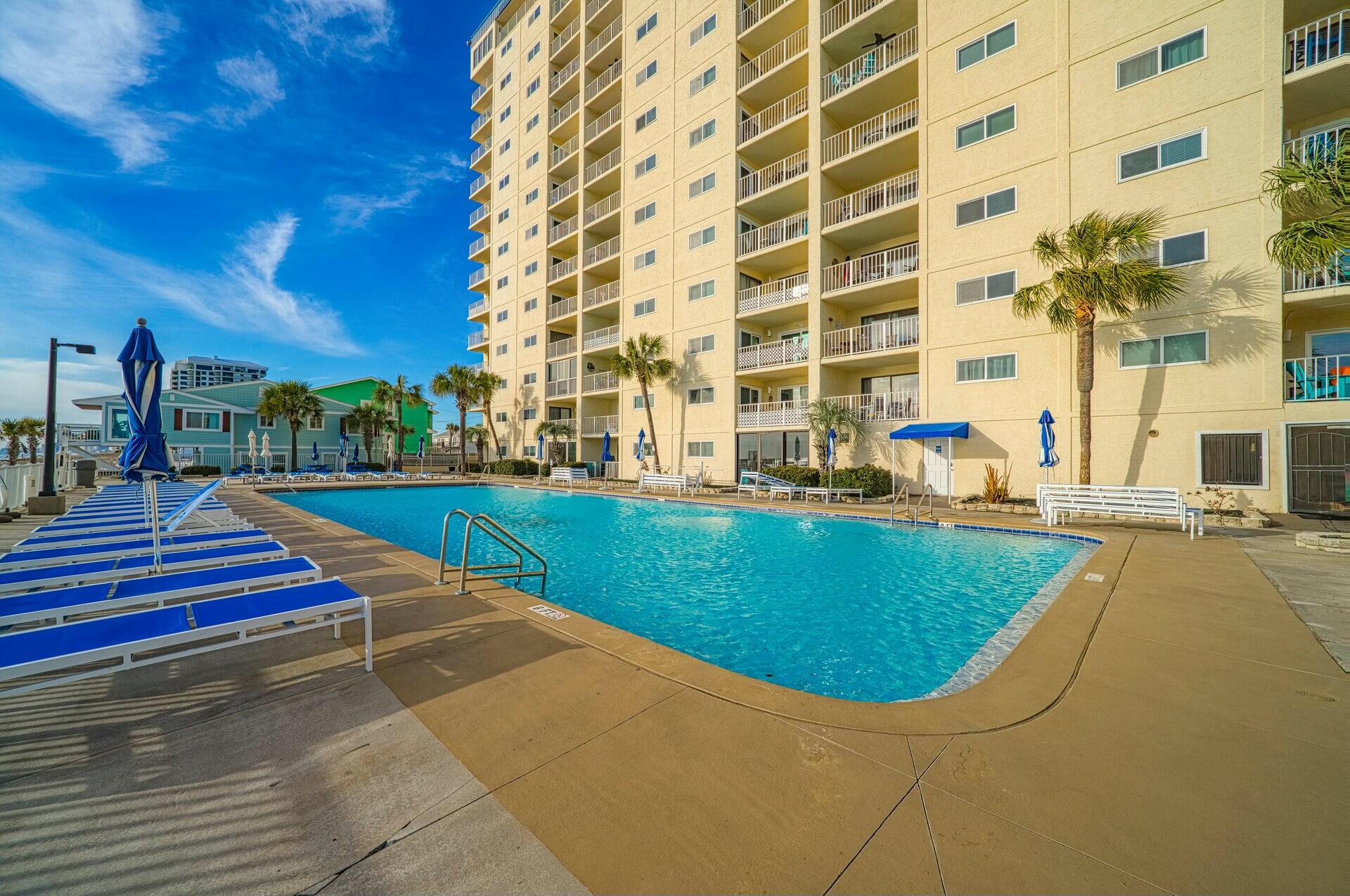 REGENCY TOWERS CONDO - Residential