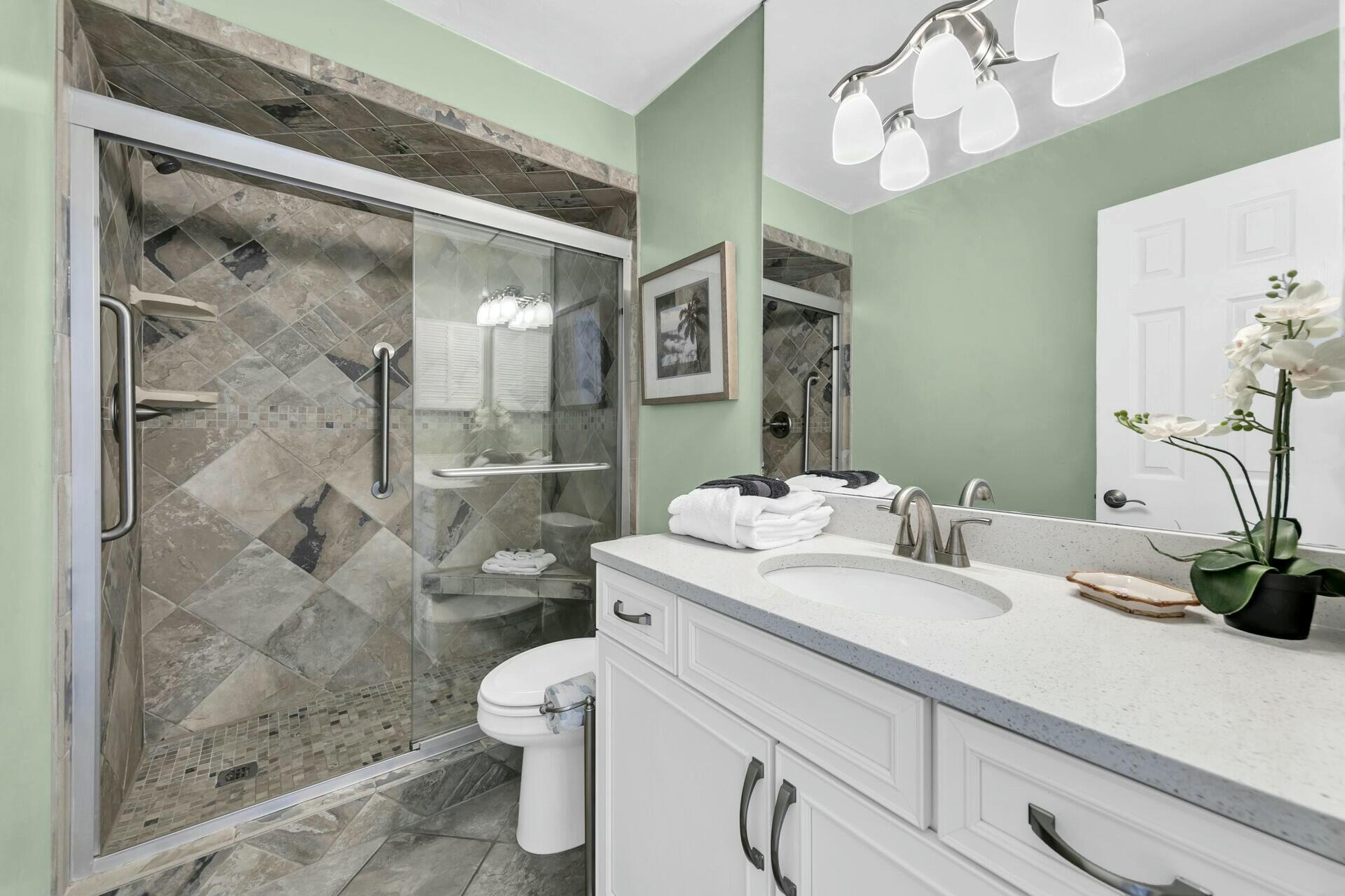 REGENCY TOWERS CONDO - Residential