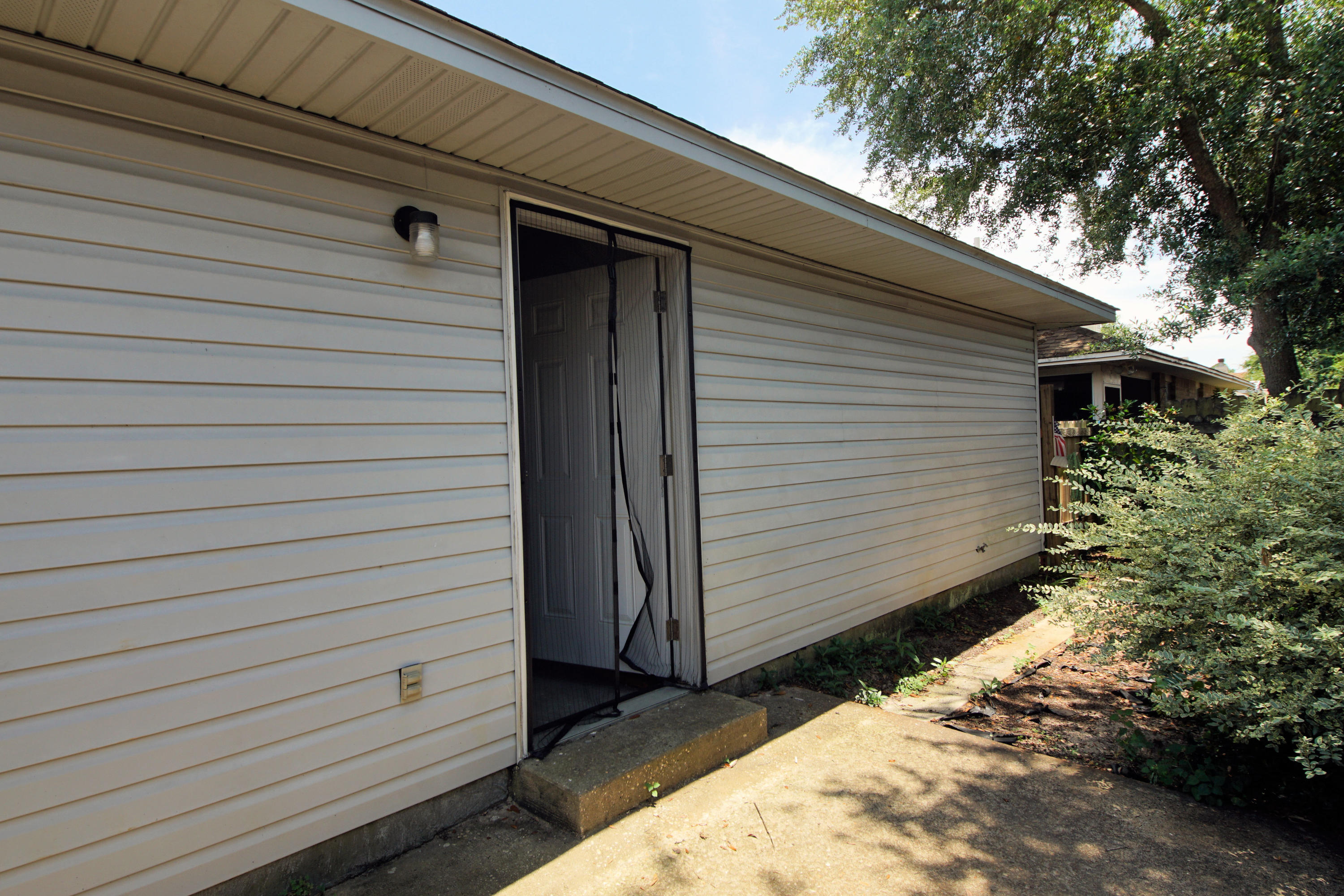 IVALEA GARDENS - Residential