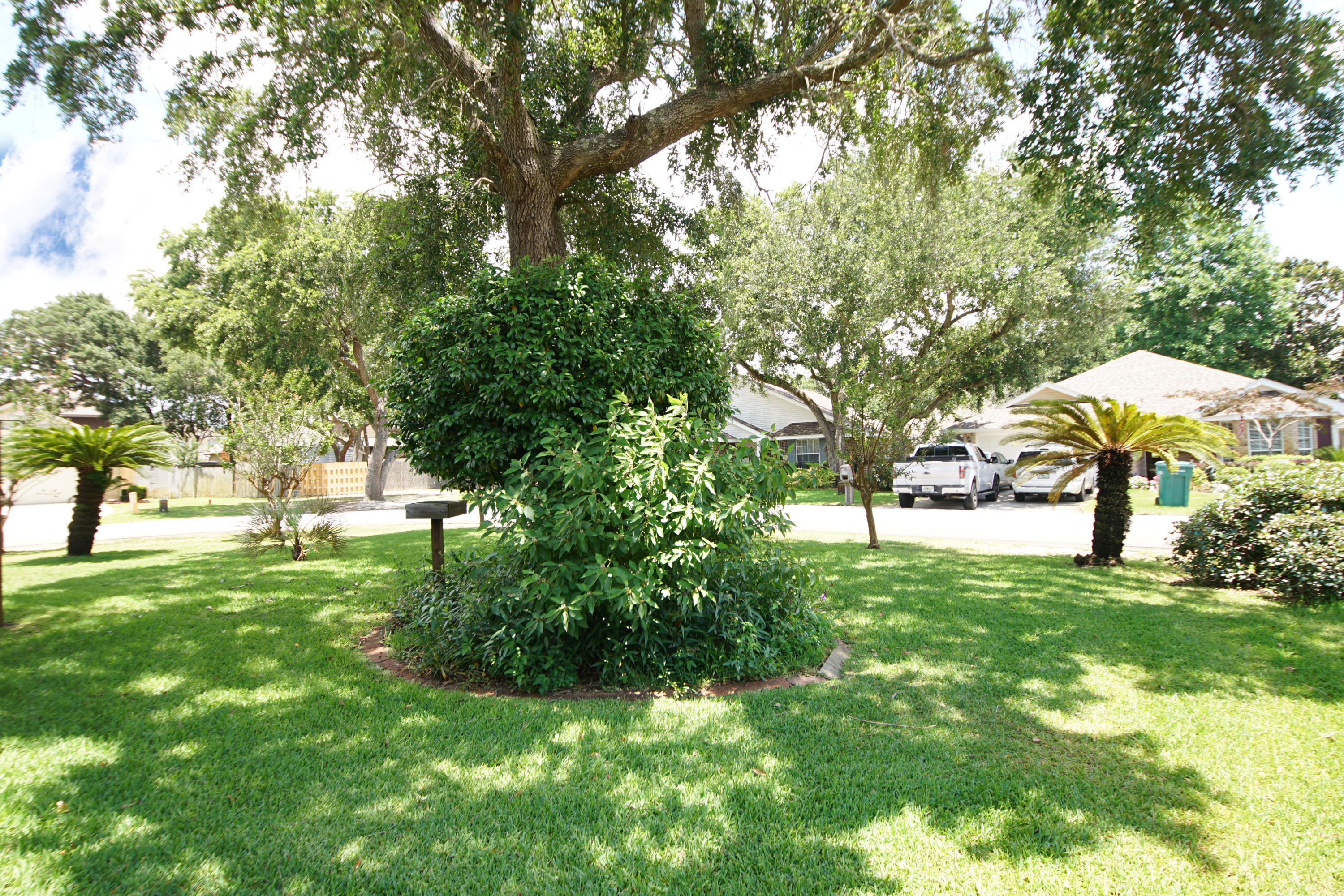 IVALEA GARDENS - Residential