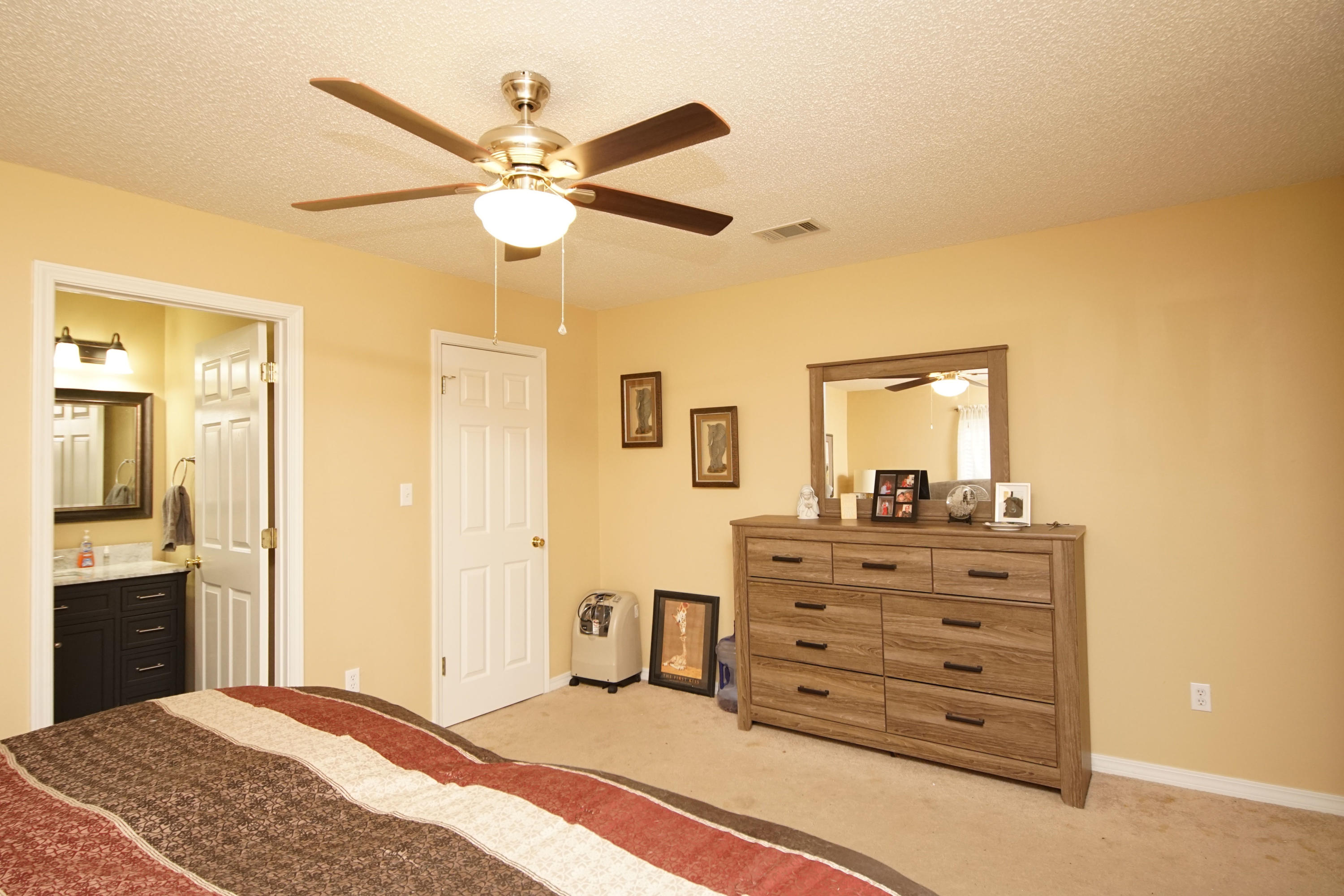 IVALEA GARDENS - Residential