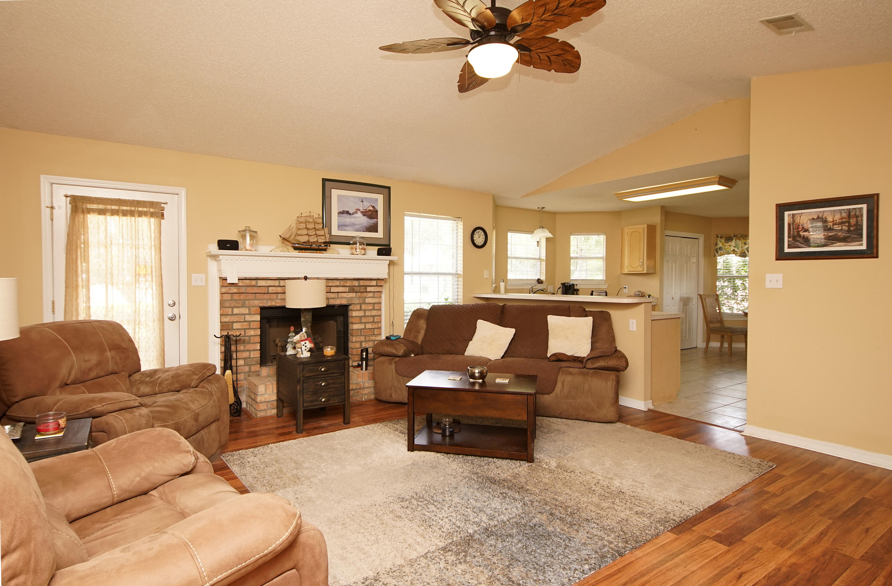 IVALEA GARDENS - Residential