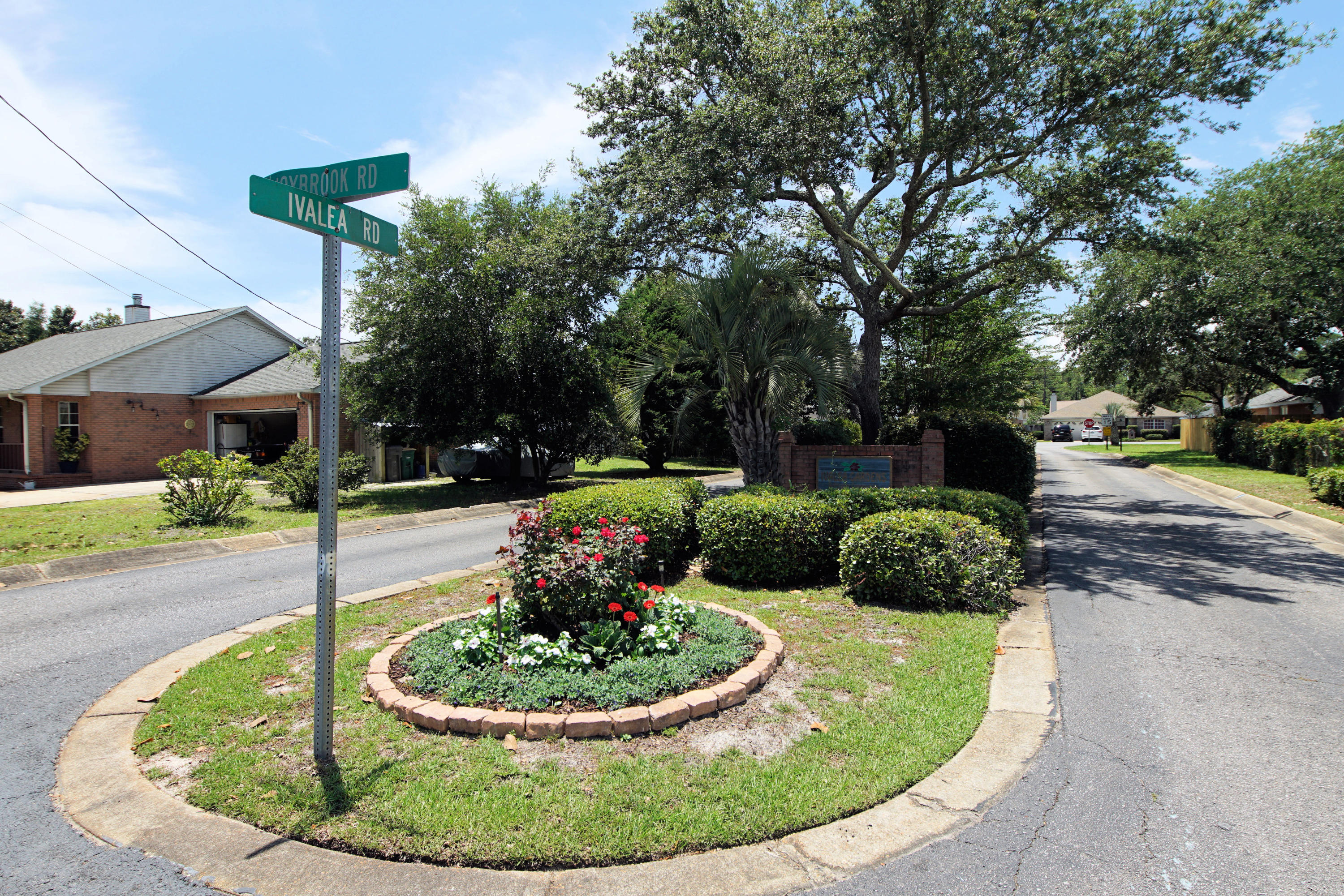 IVALEA GARDENS - Residential