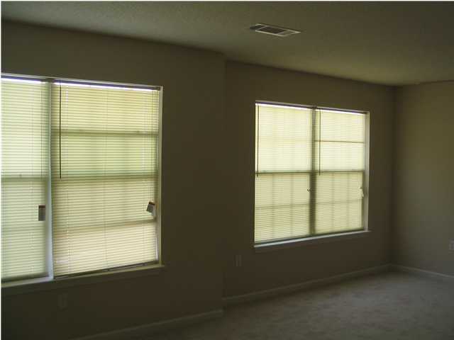 ROLLING PINES - Residential Lease