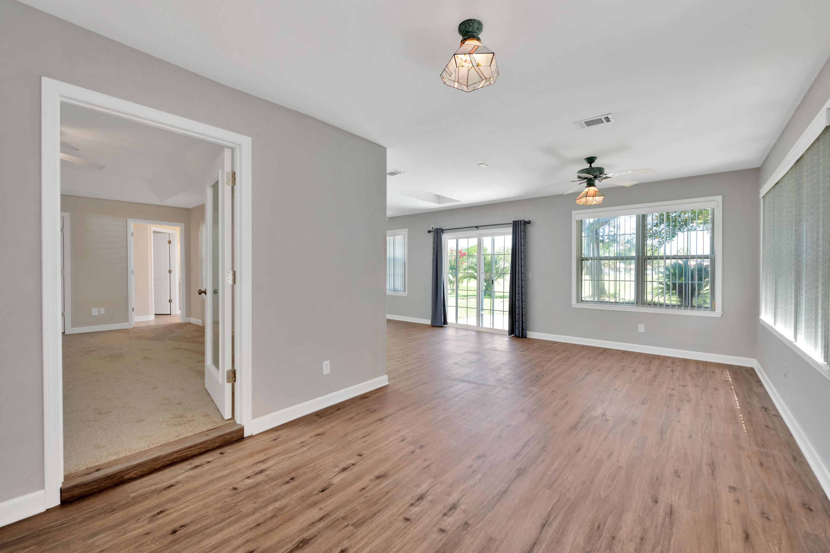 SHALIMAR POINTE S/D - Residential