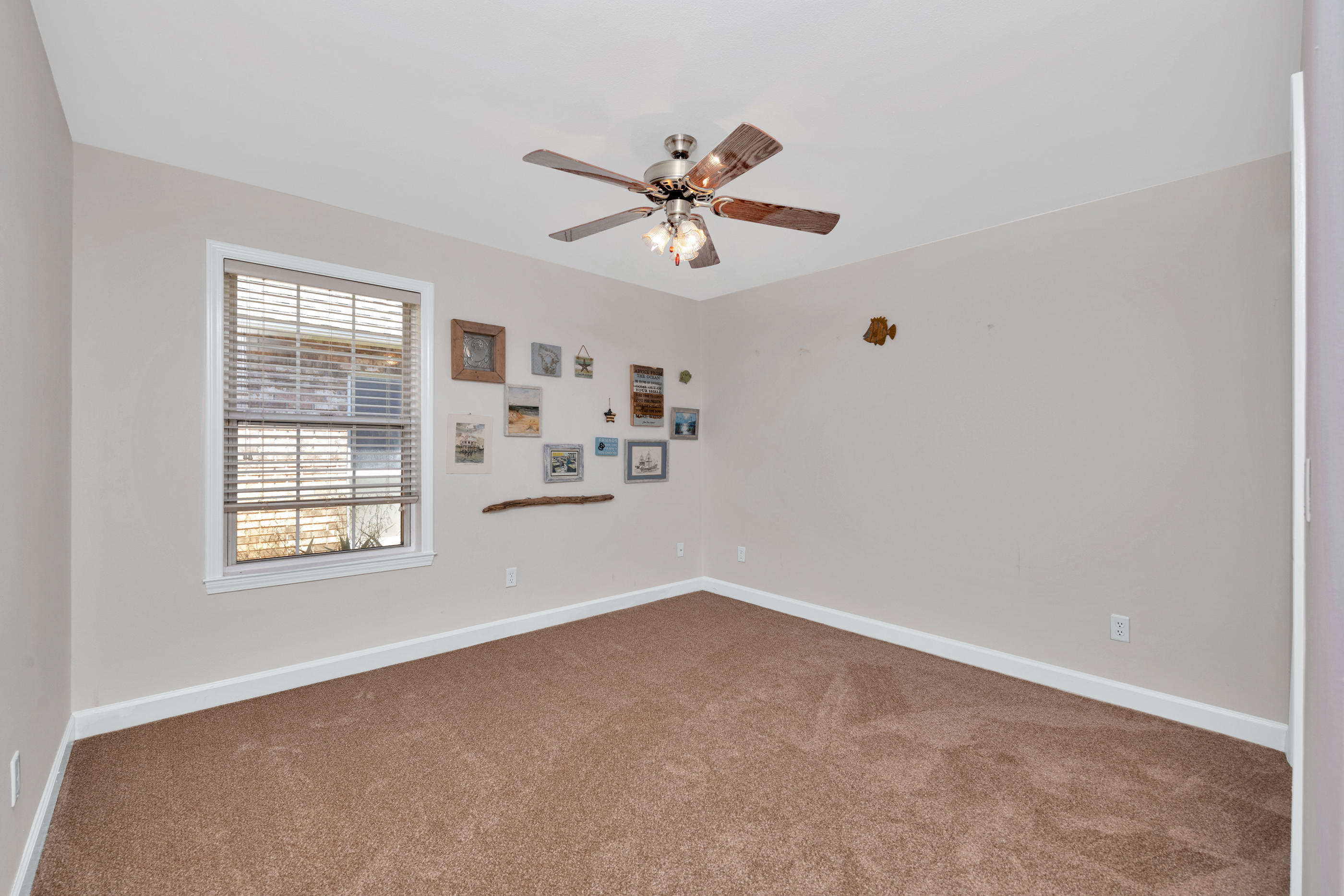 SHALIMAR POINTE S/D - Residential