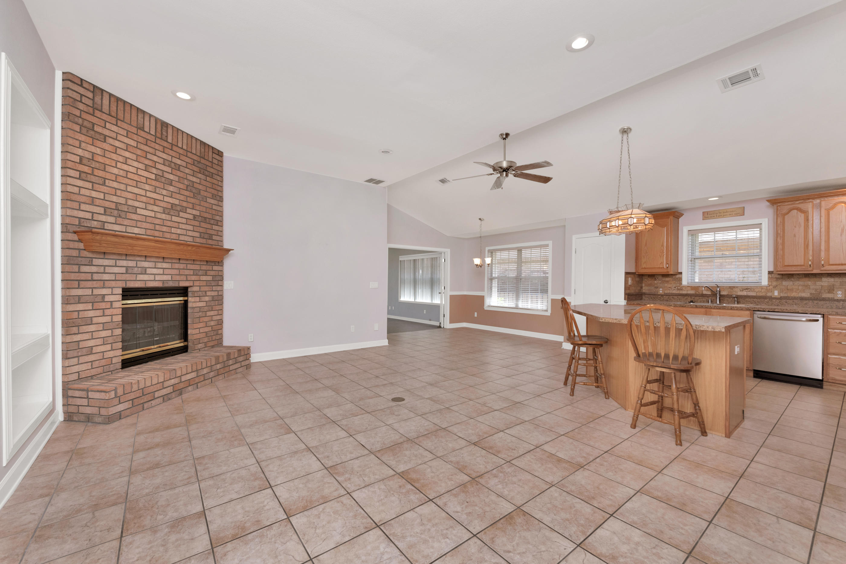 SHALIMAR POINTE S/D - Residential